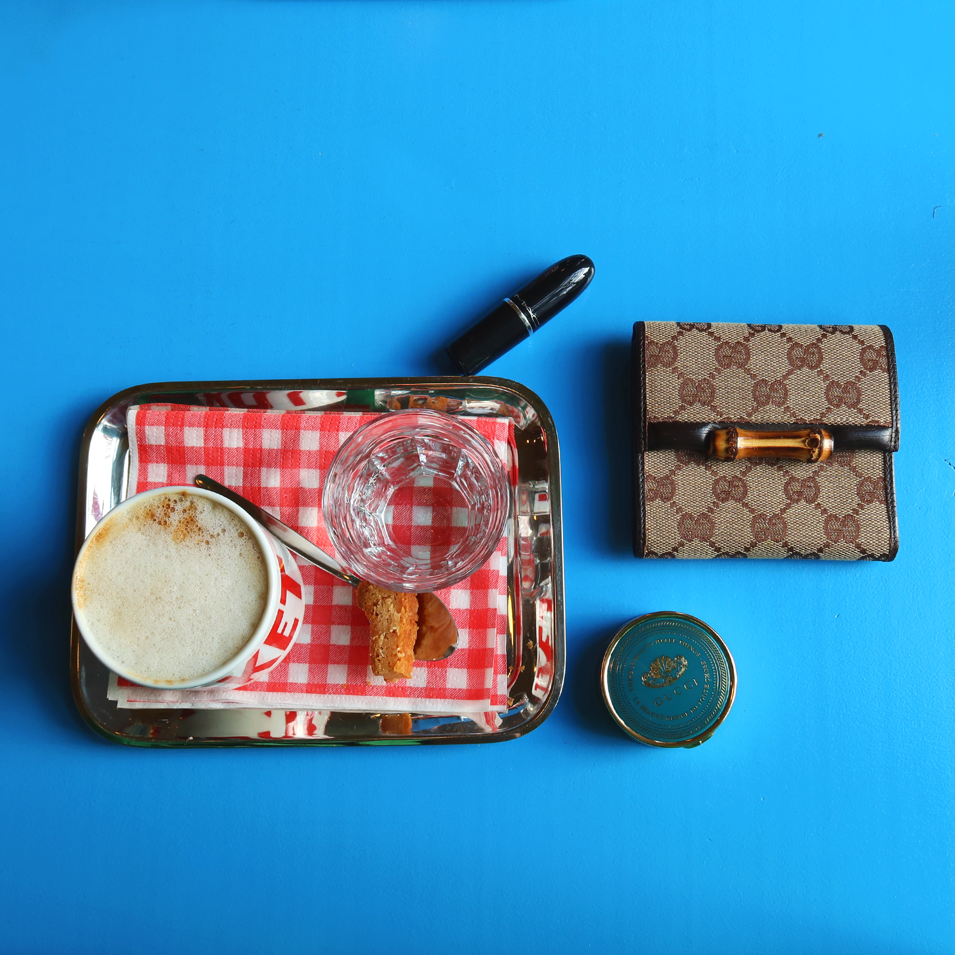 TRAVEL / ACCESSORIES