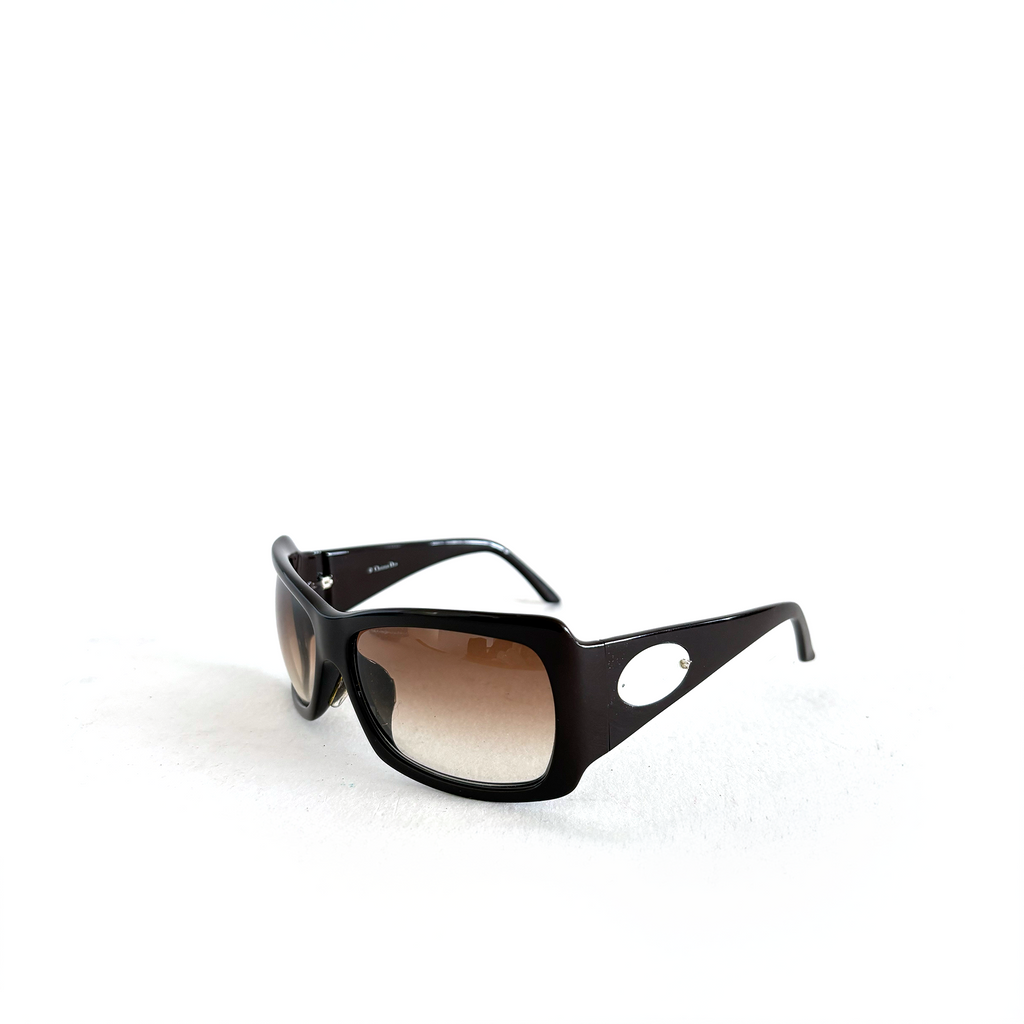 Dior butterfly Y2K brand logo plate fashion sunglasses