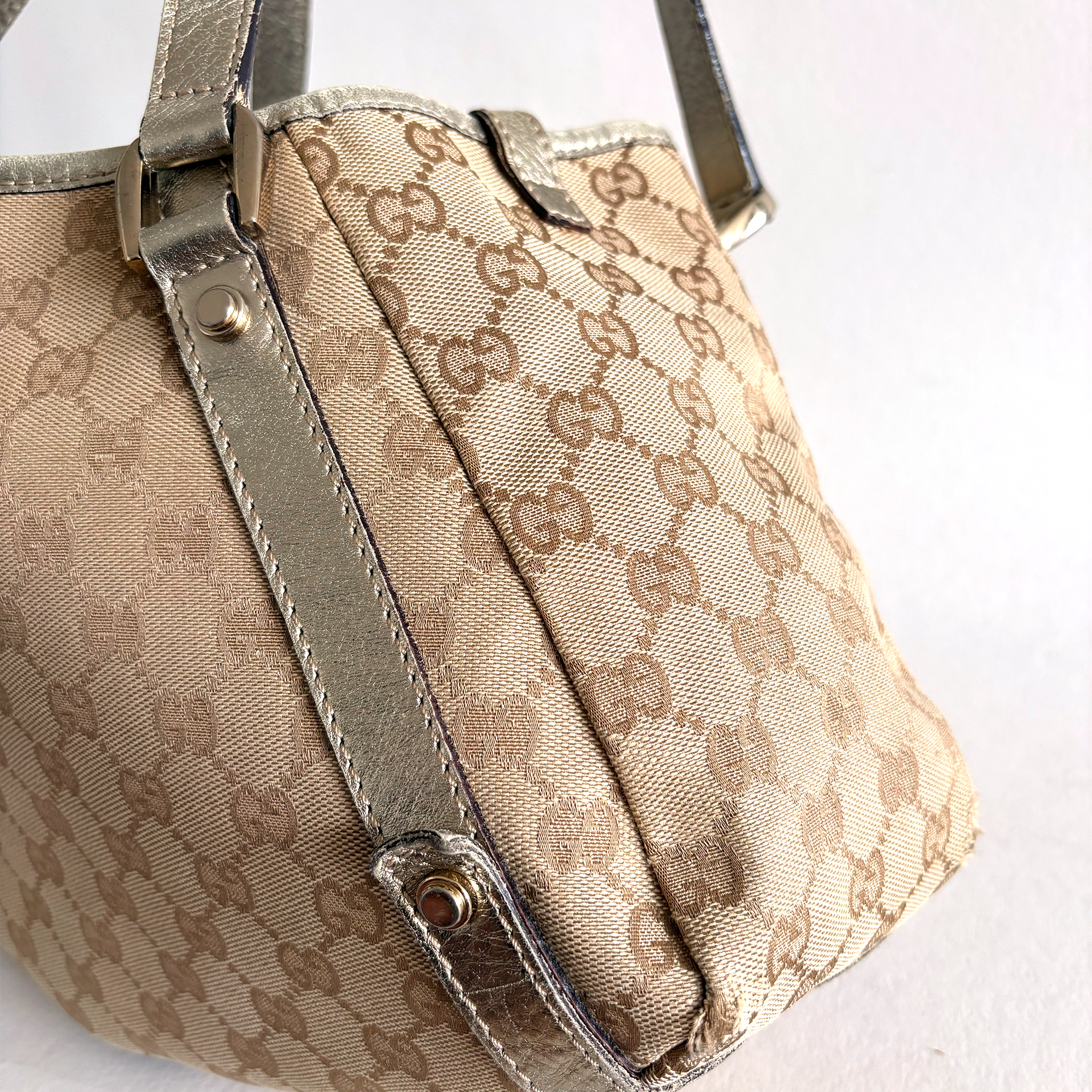 Gucci Abbey GG Canvas Shoulder Bag