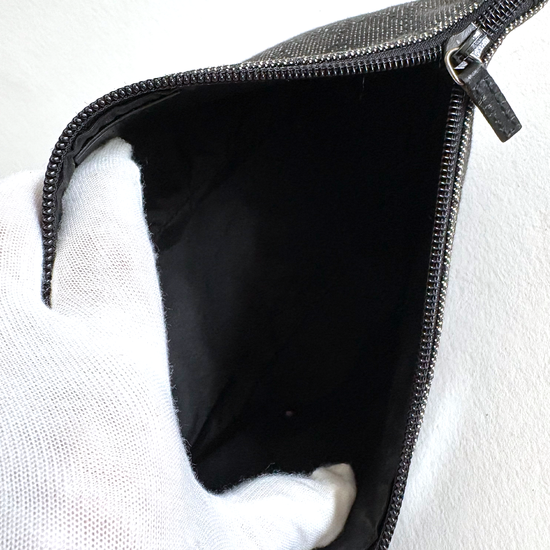 Gucci GG Denim Boat Bag Black