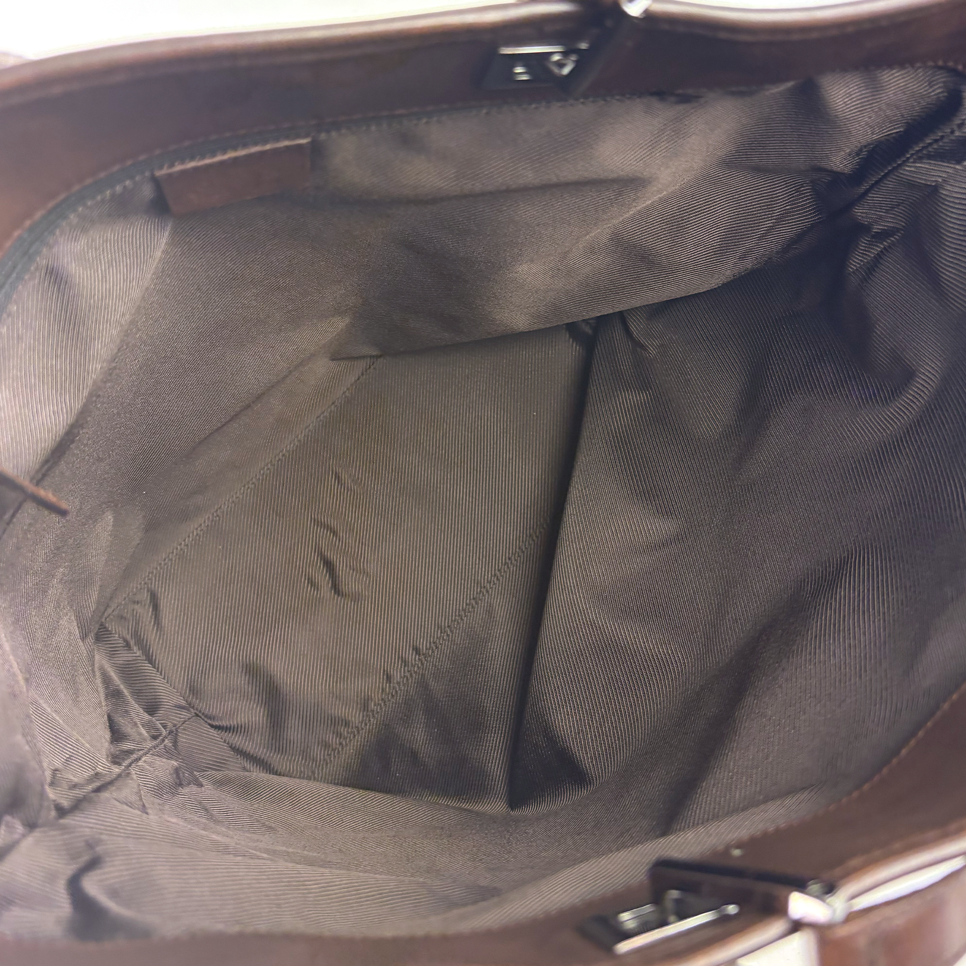 Gucci Bucket Tote GG Beige