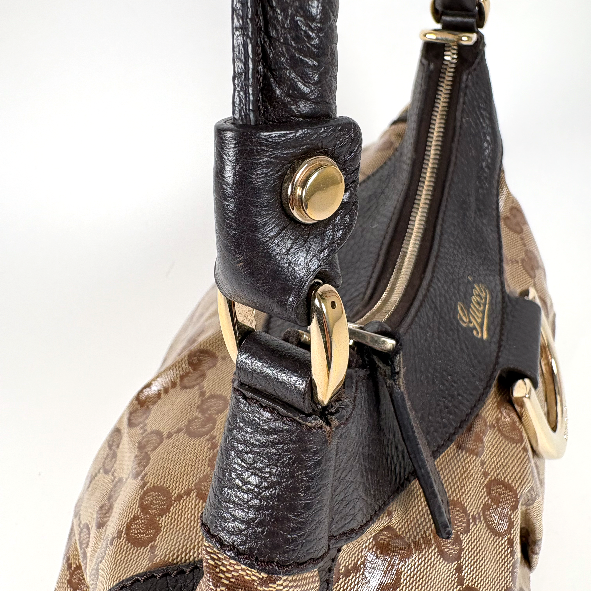 Gucci GG Abbey D-ring Glossy PVC