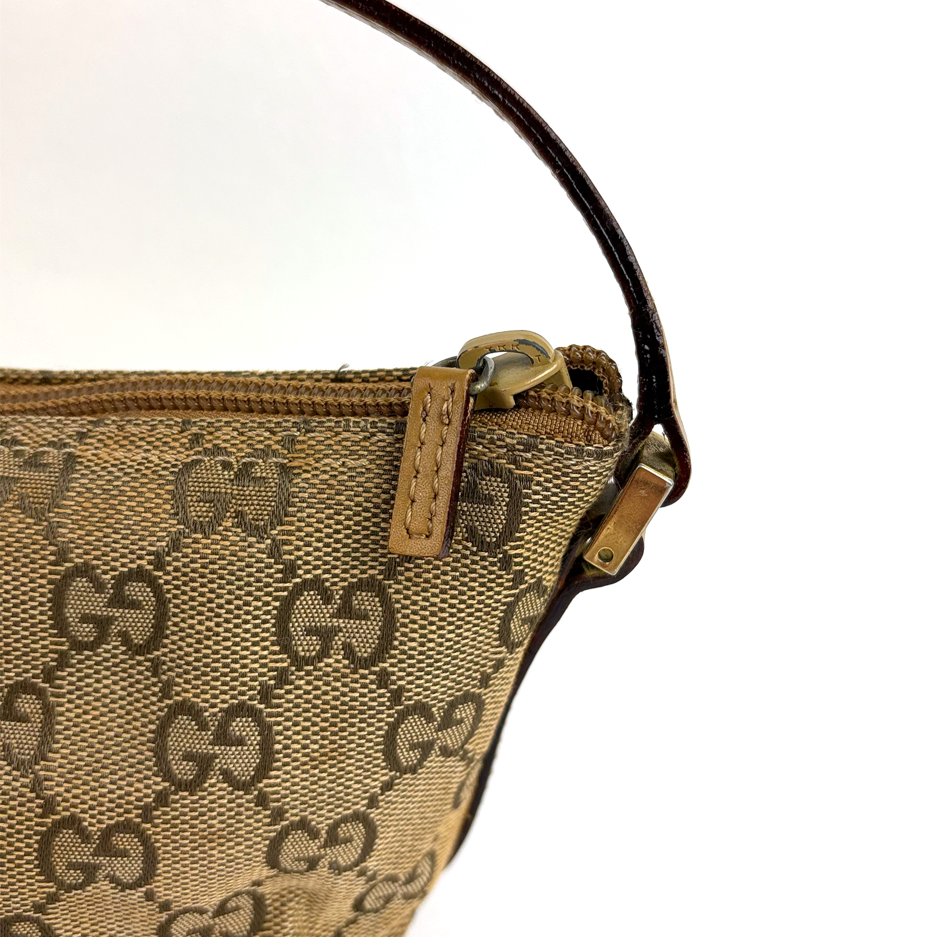 Gucci GG Beige Boat Bag
