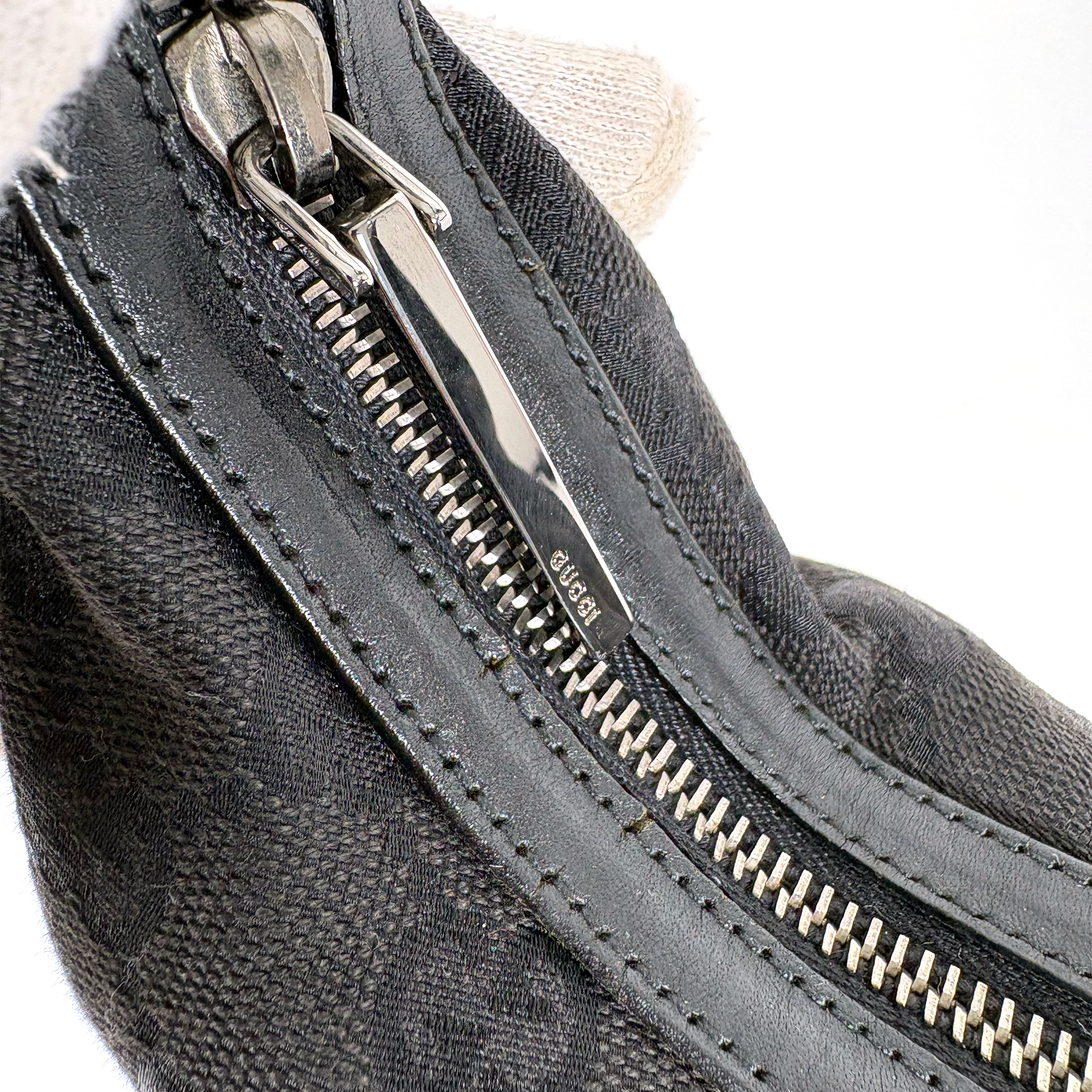 Gucci GG Canvas Clasp Hobo Black