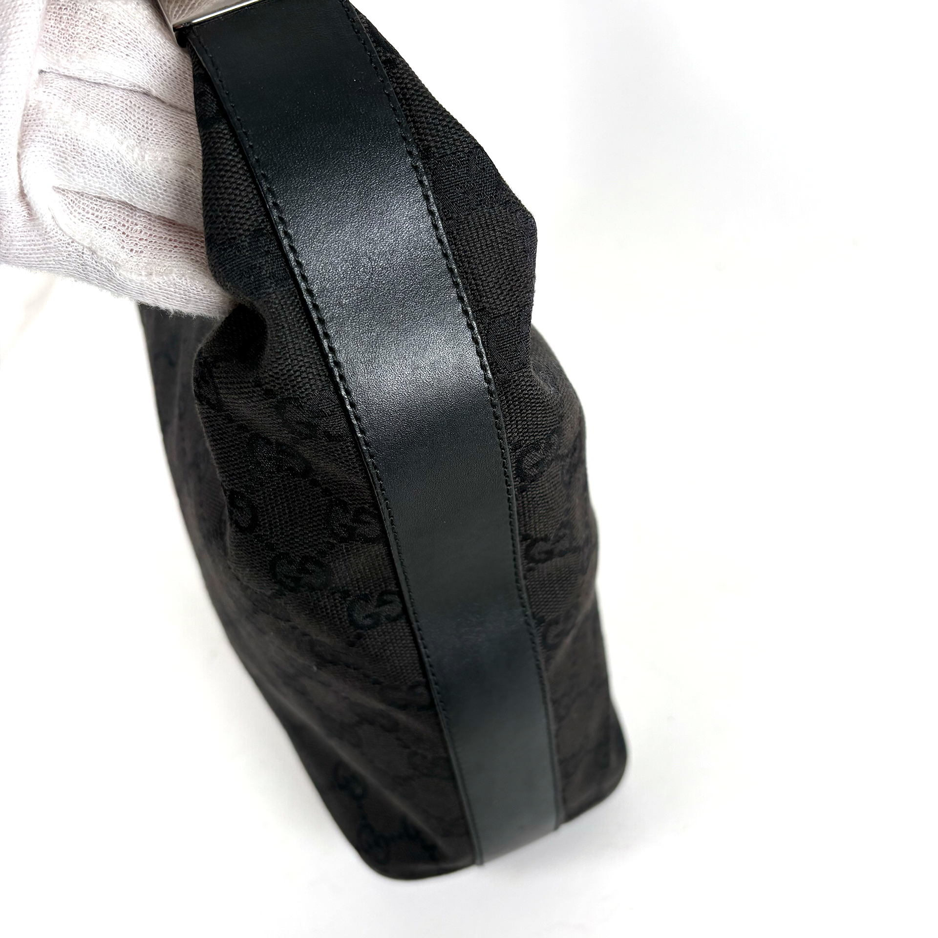 Gucci GG Canvas Clasp Hobo Black