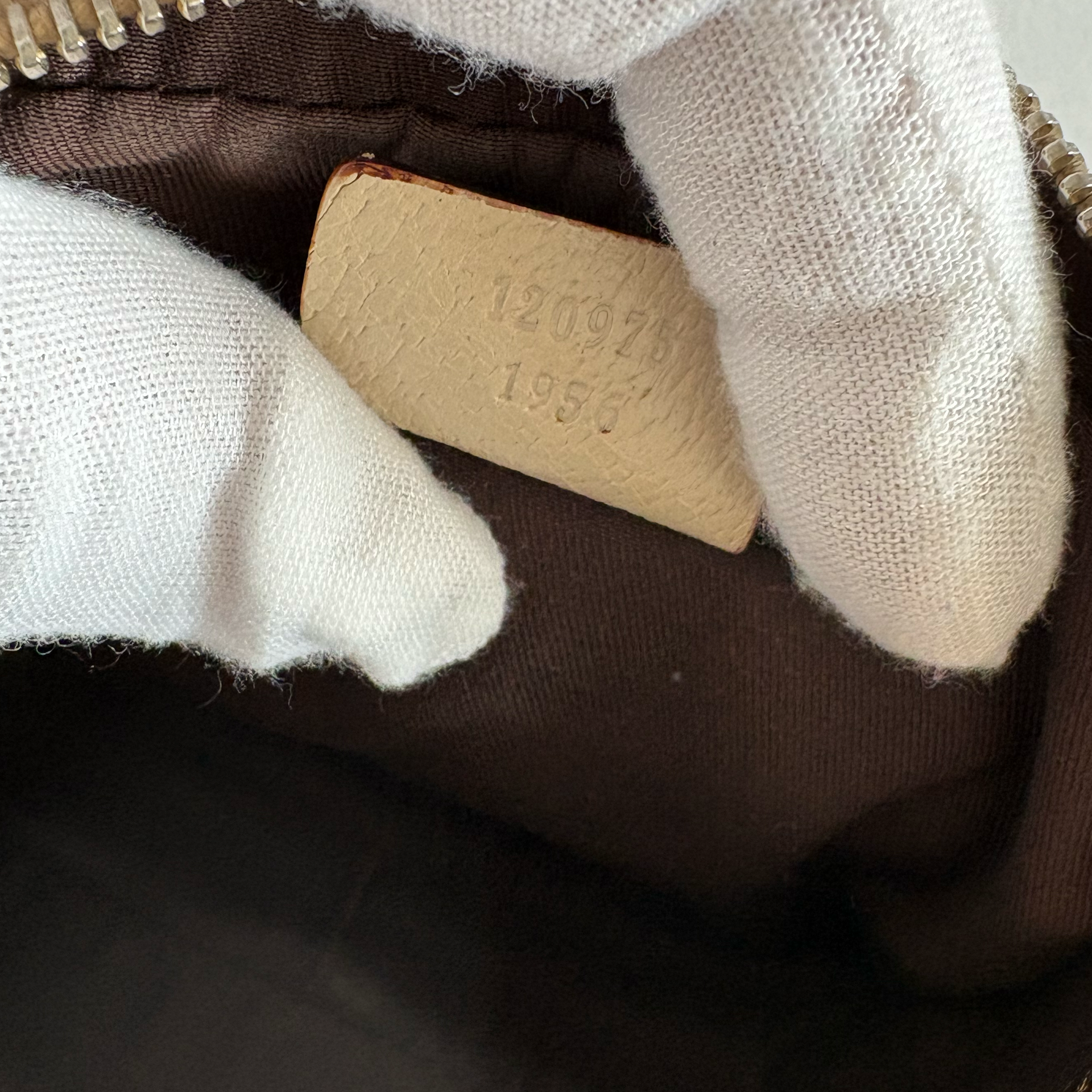 Gucci GG Canvas Crossbody Bag White