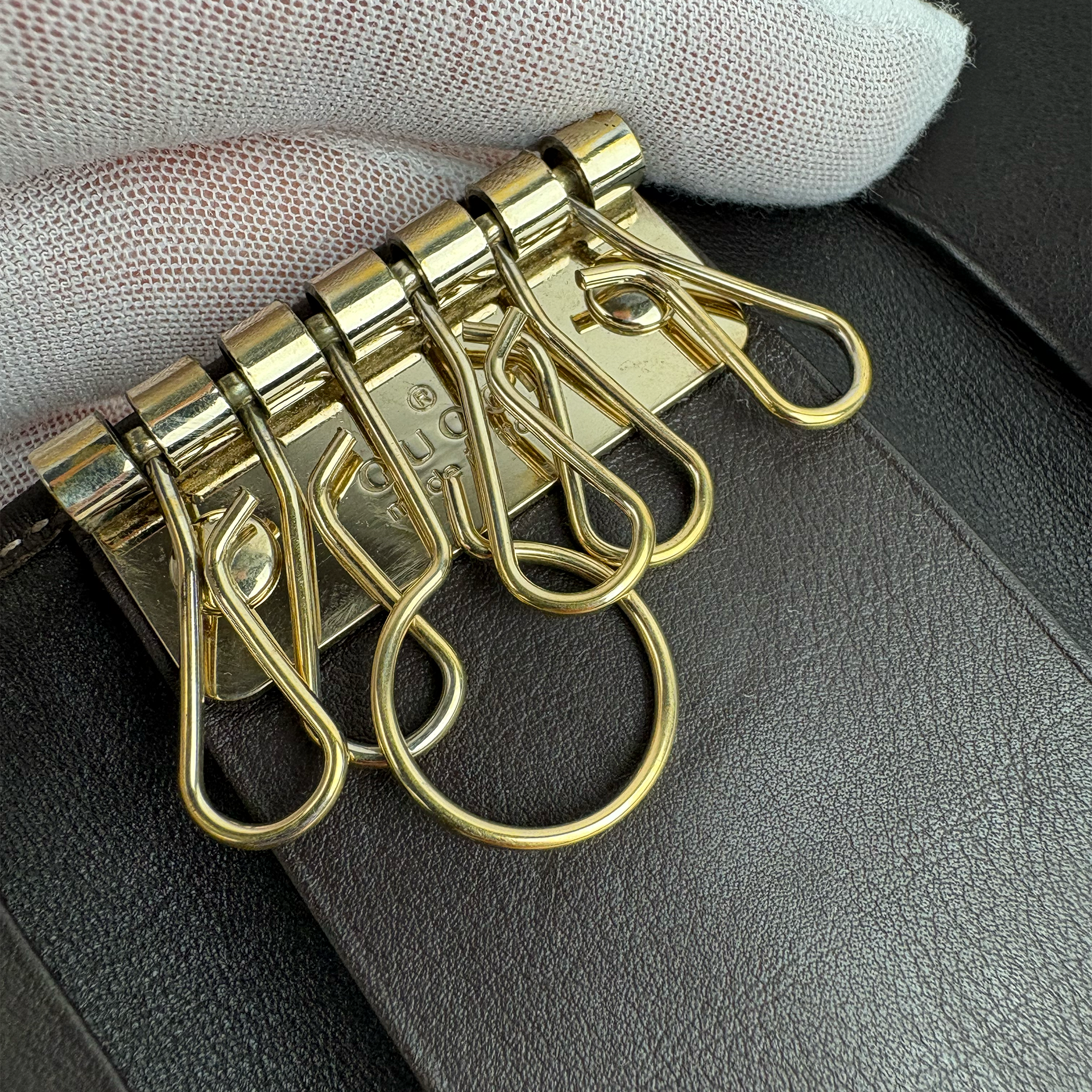 Gucci GG Canvas Monogram Heart 6 Keyholder