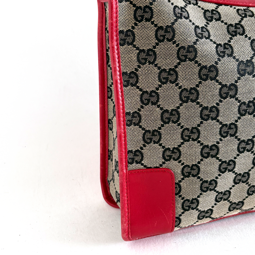Gucci GG Canvas Shoulder Bag in beige with red leather details