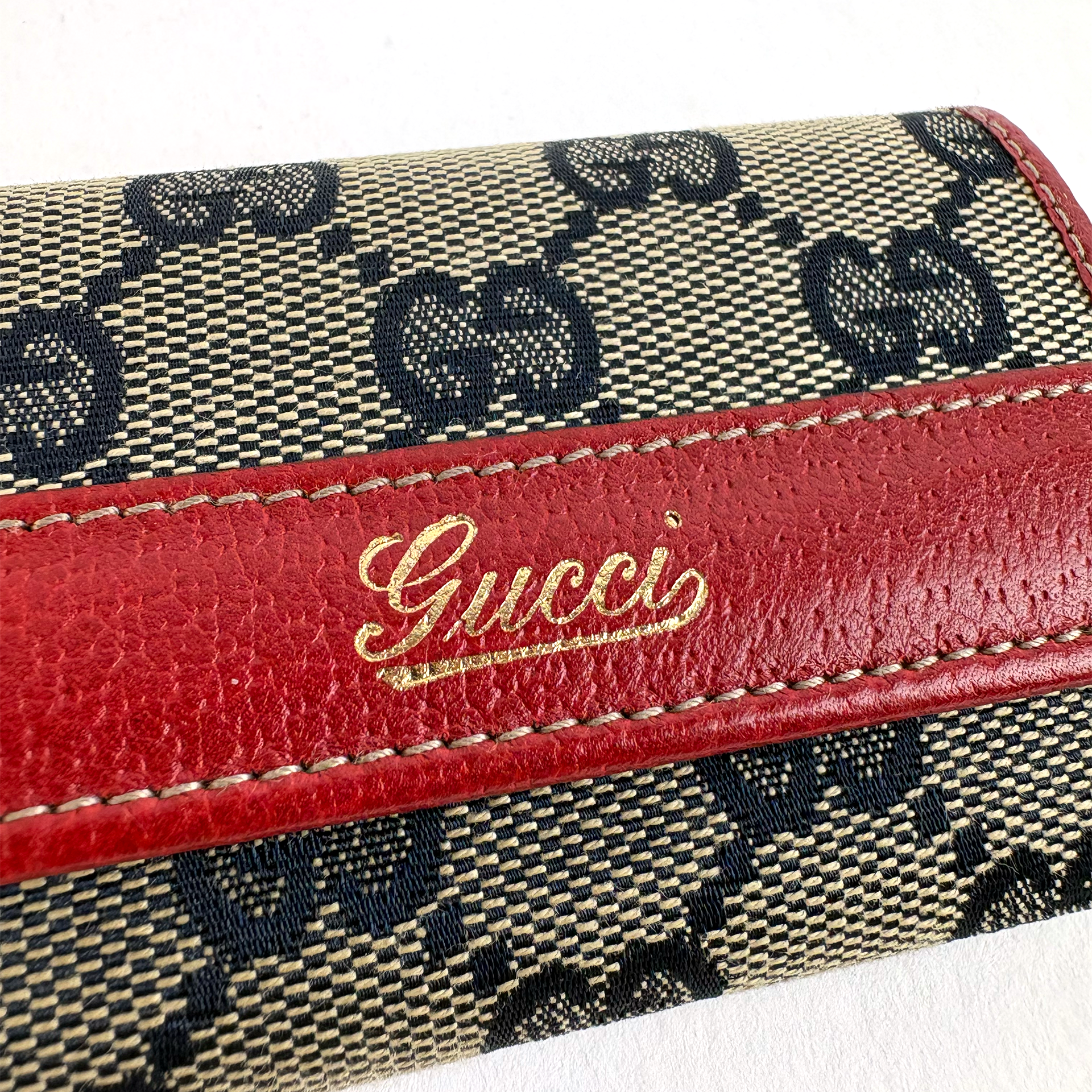 Gucci GG Supreme 6 Key Holder Case Red