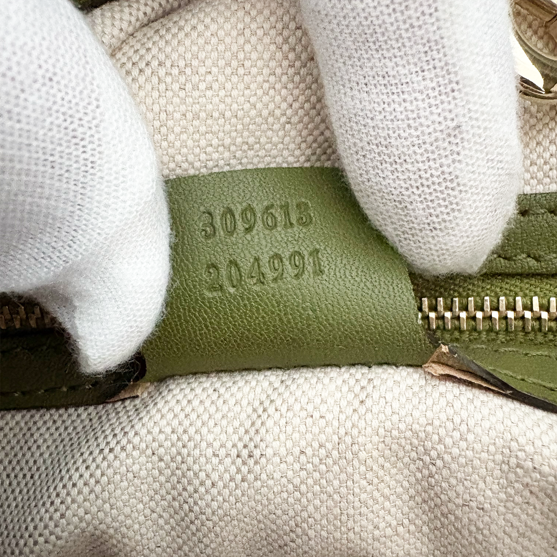 Gucci GG Supreme Tote Bag