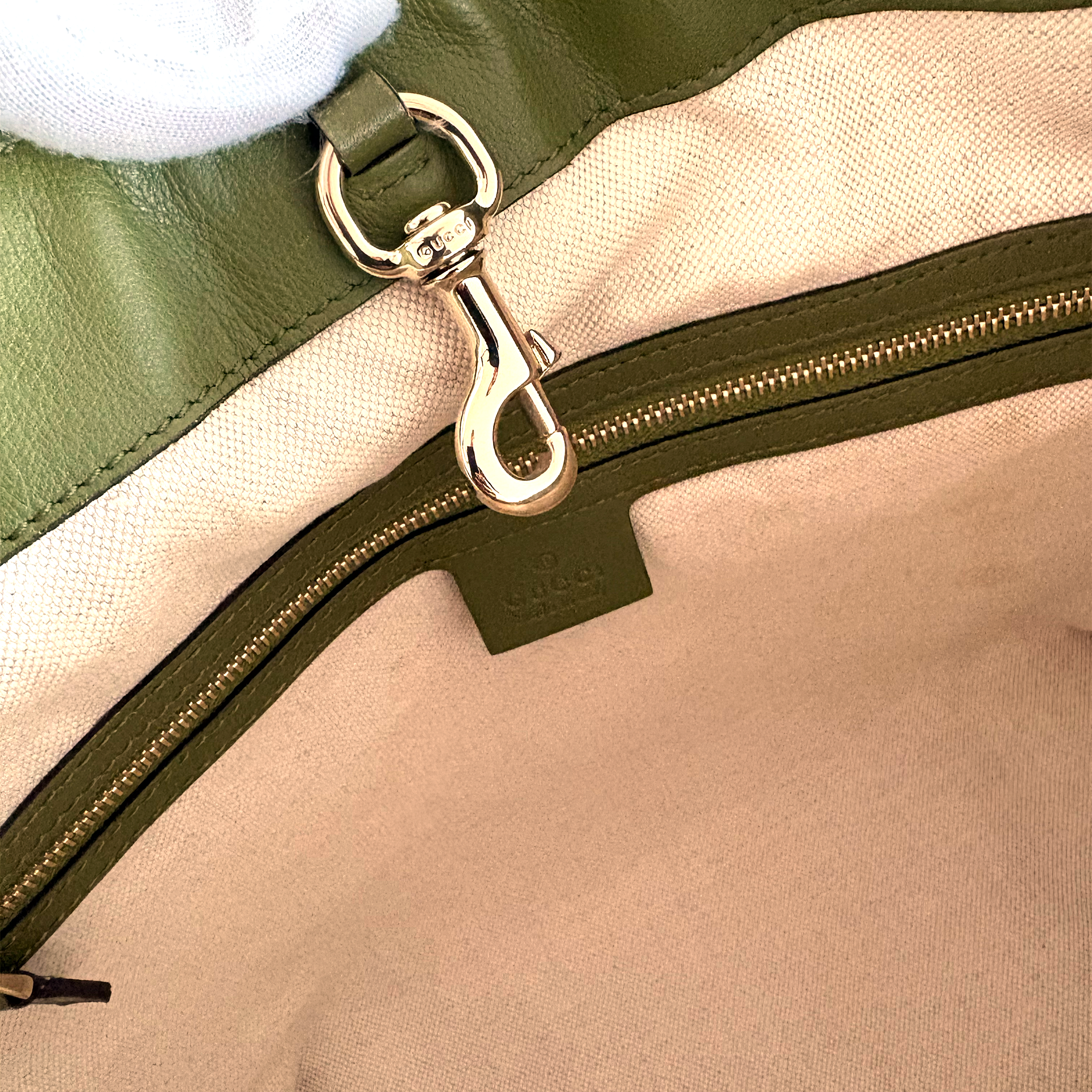 Gucci GG Supreme Tote Bag