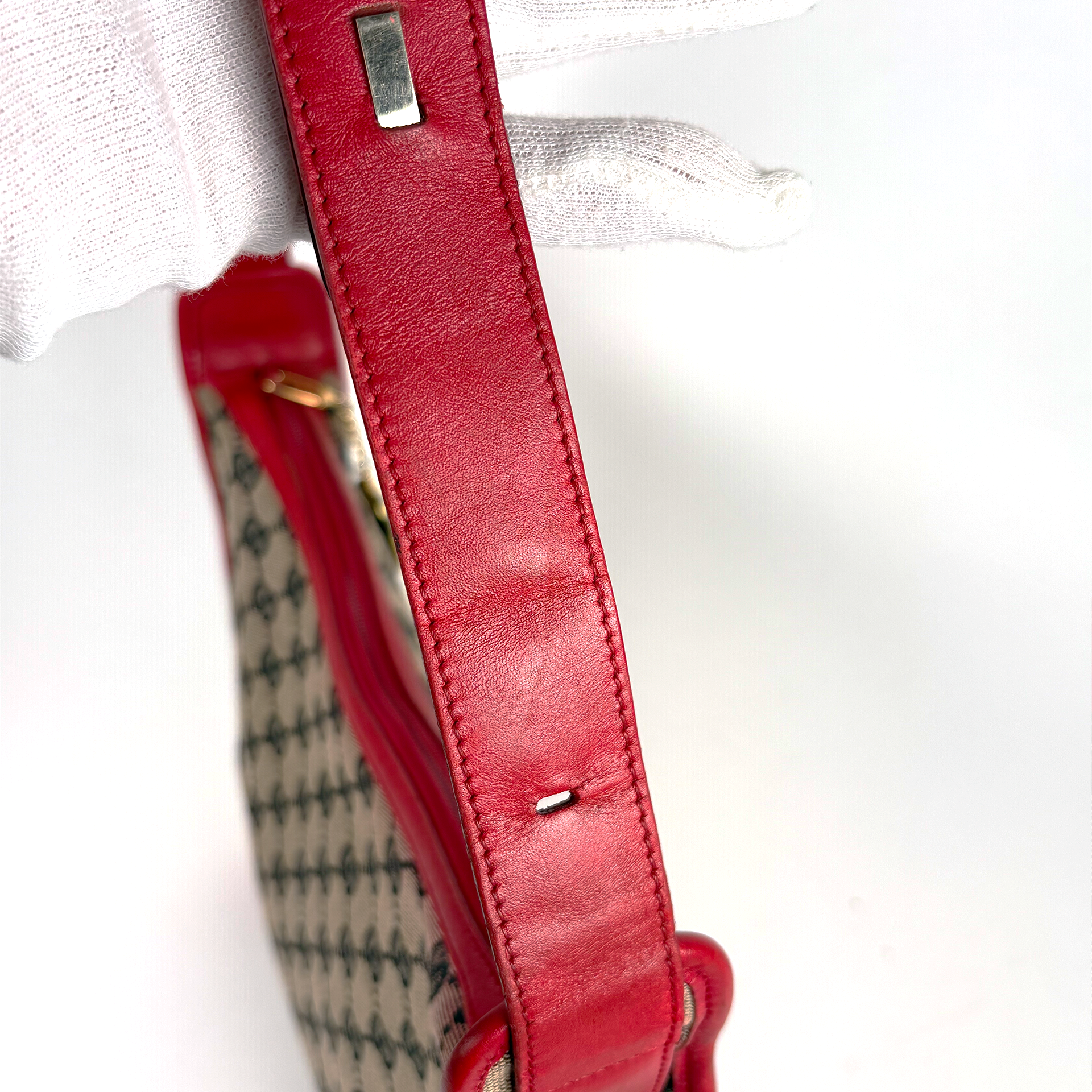 Gucci GG Canvas Shoulder Bag Red