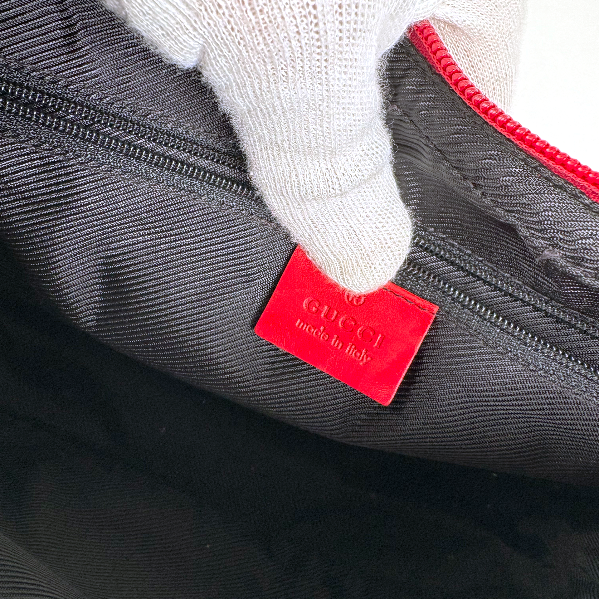 Gucci GG Canvas Shoulder Bag Red