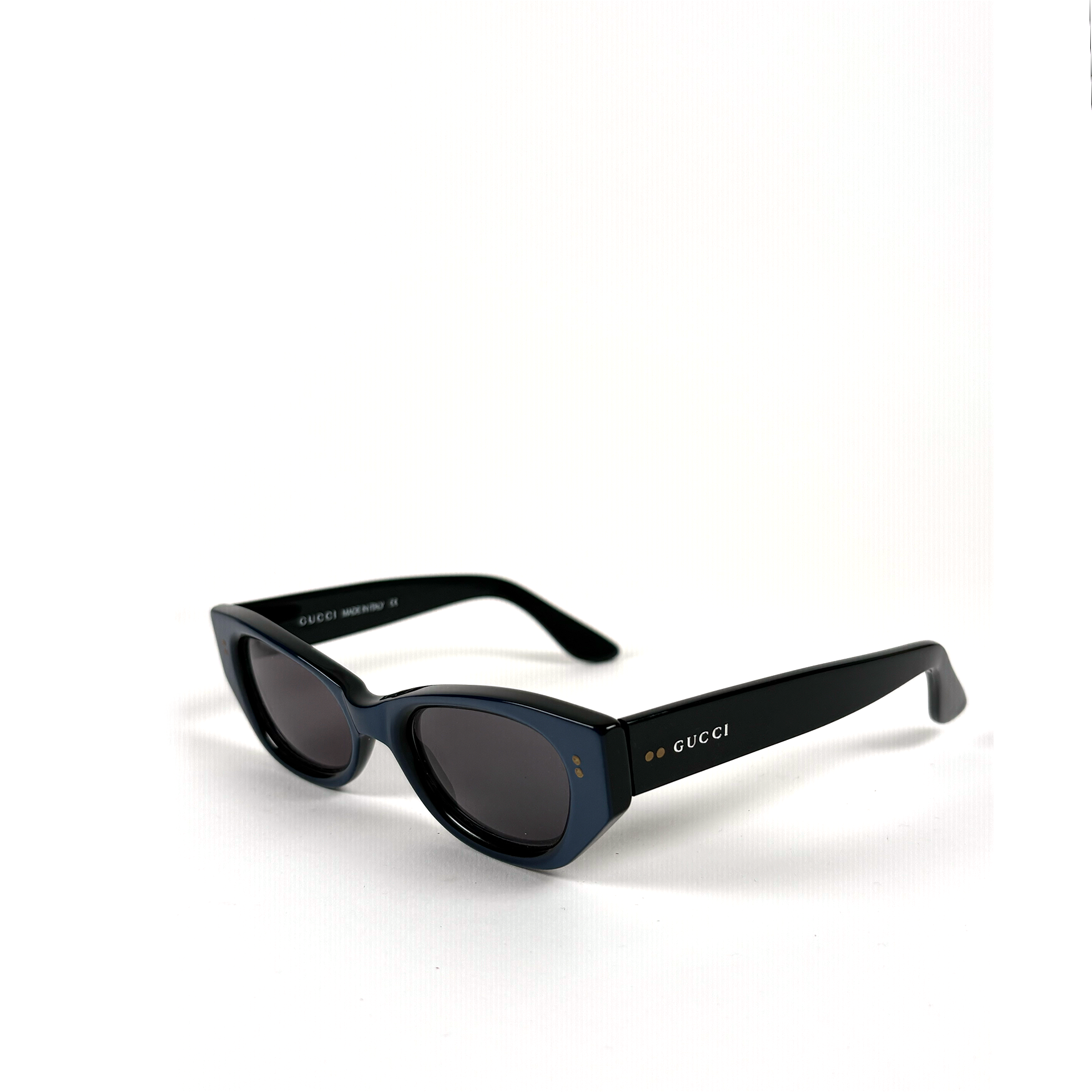 Gucci Cat Eye Sunglasses Blue