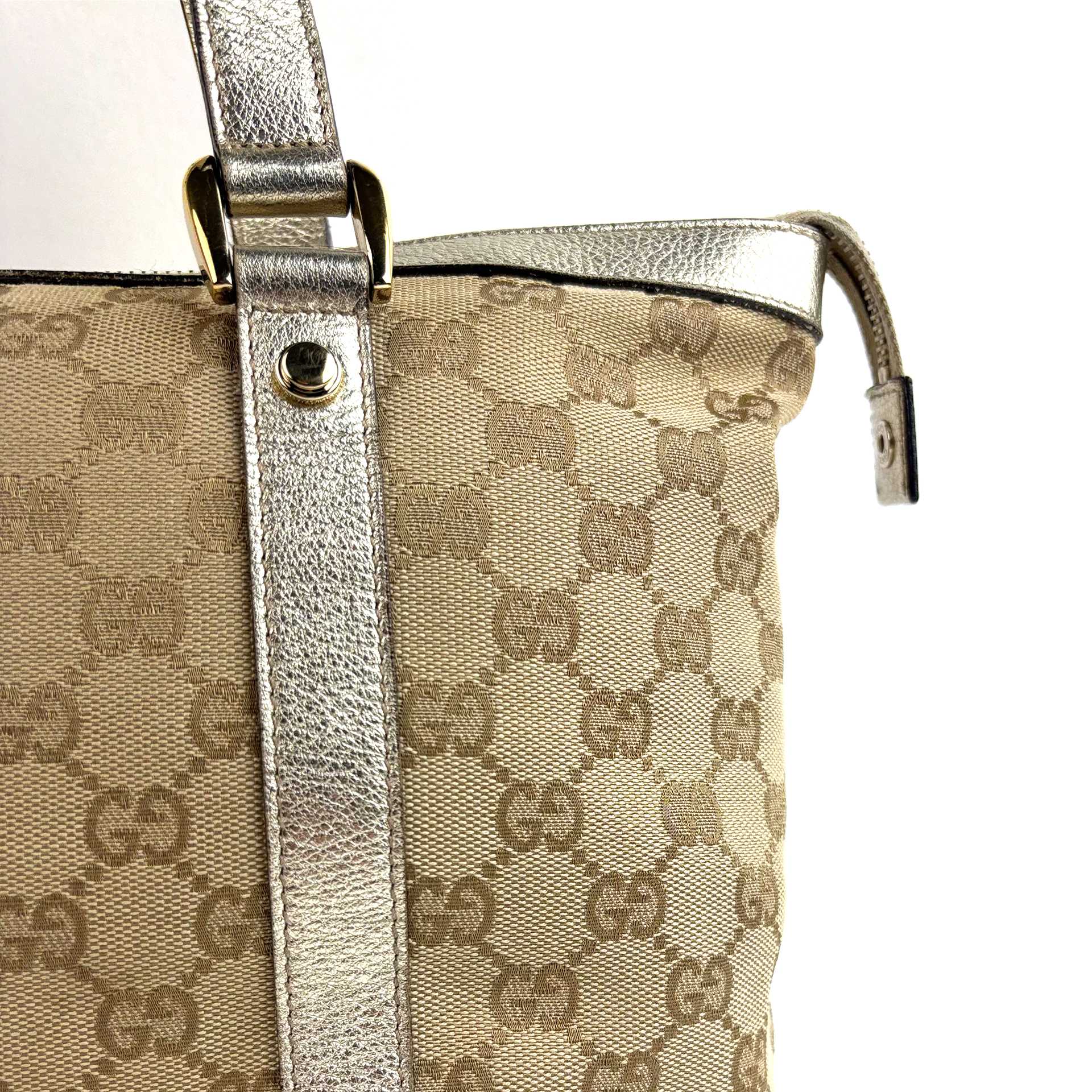 Gucci GG Canvas Abbey Tote bag silver