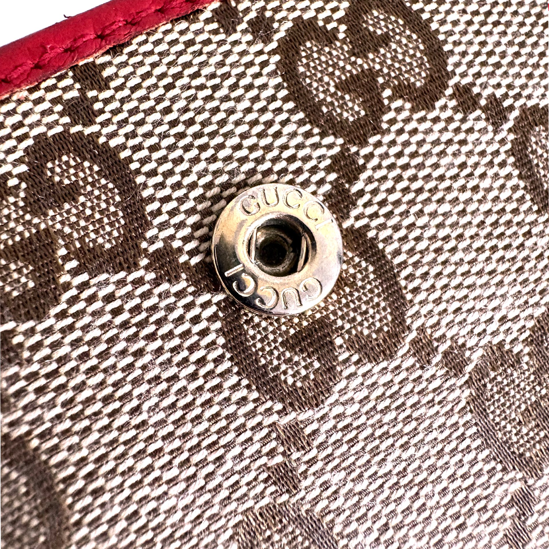 Gucci GG Bi-Fold Wallet Red