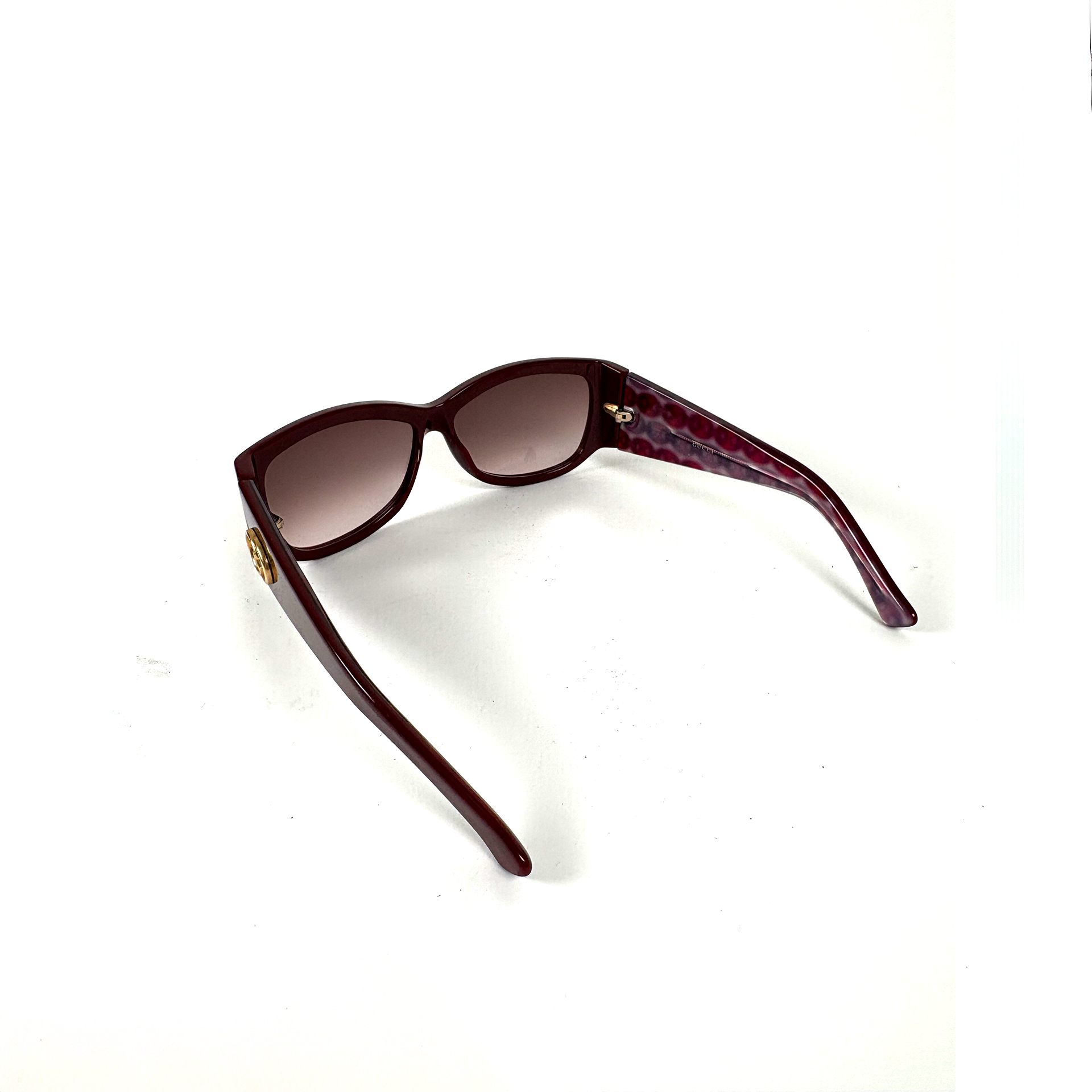 Gucci Sunglasses in Cherry Red