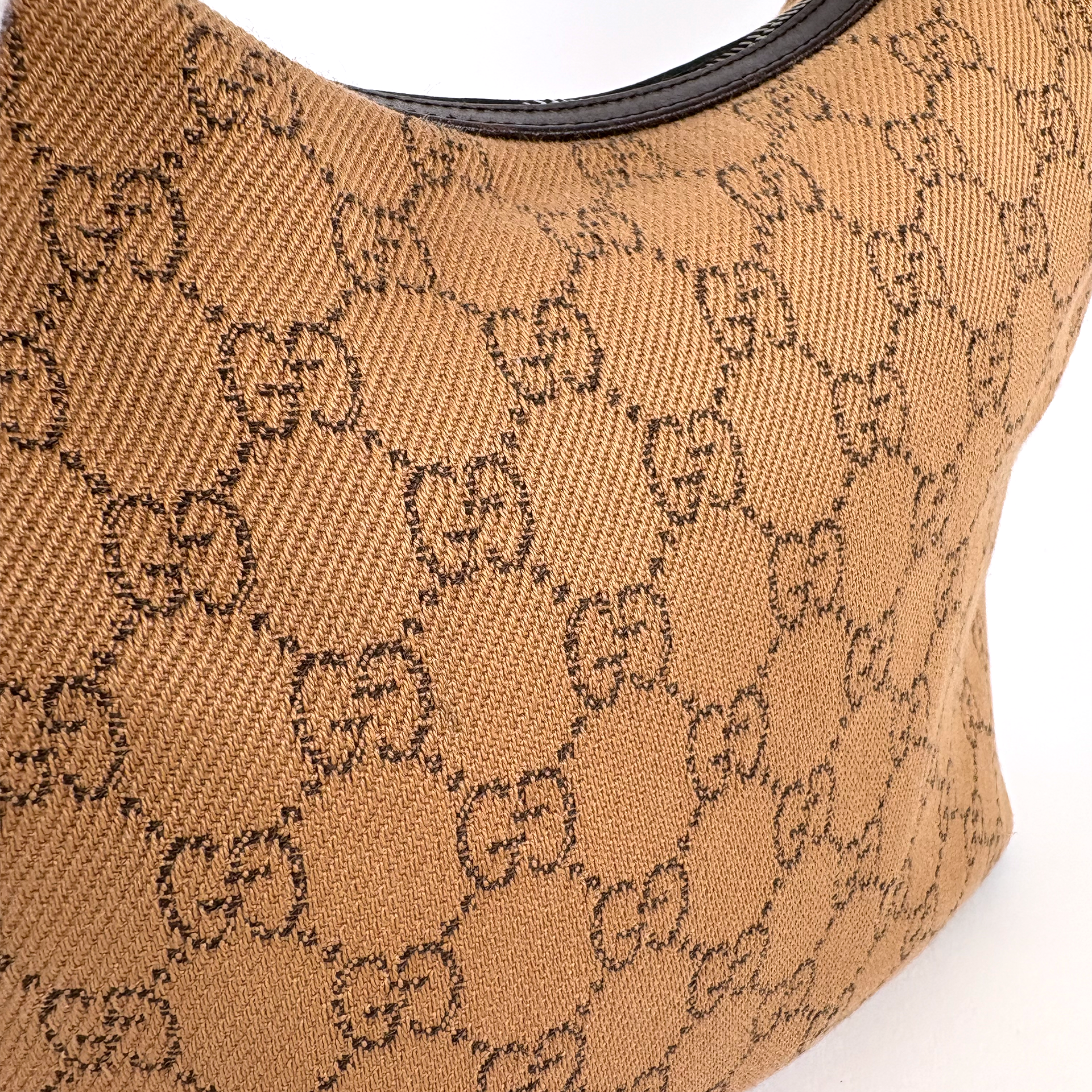 Gucci GG Jacquard Clasp Hobo Beige