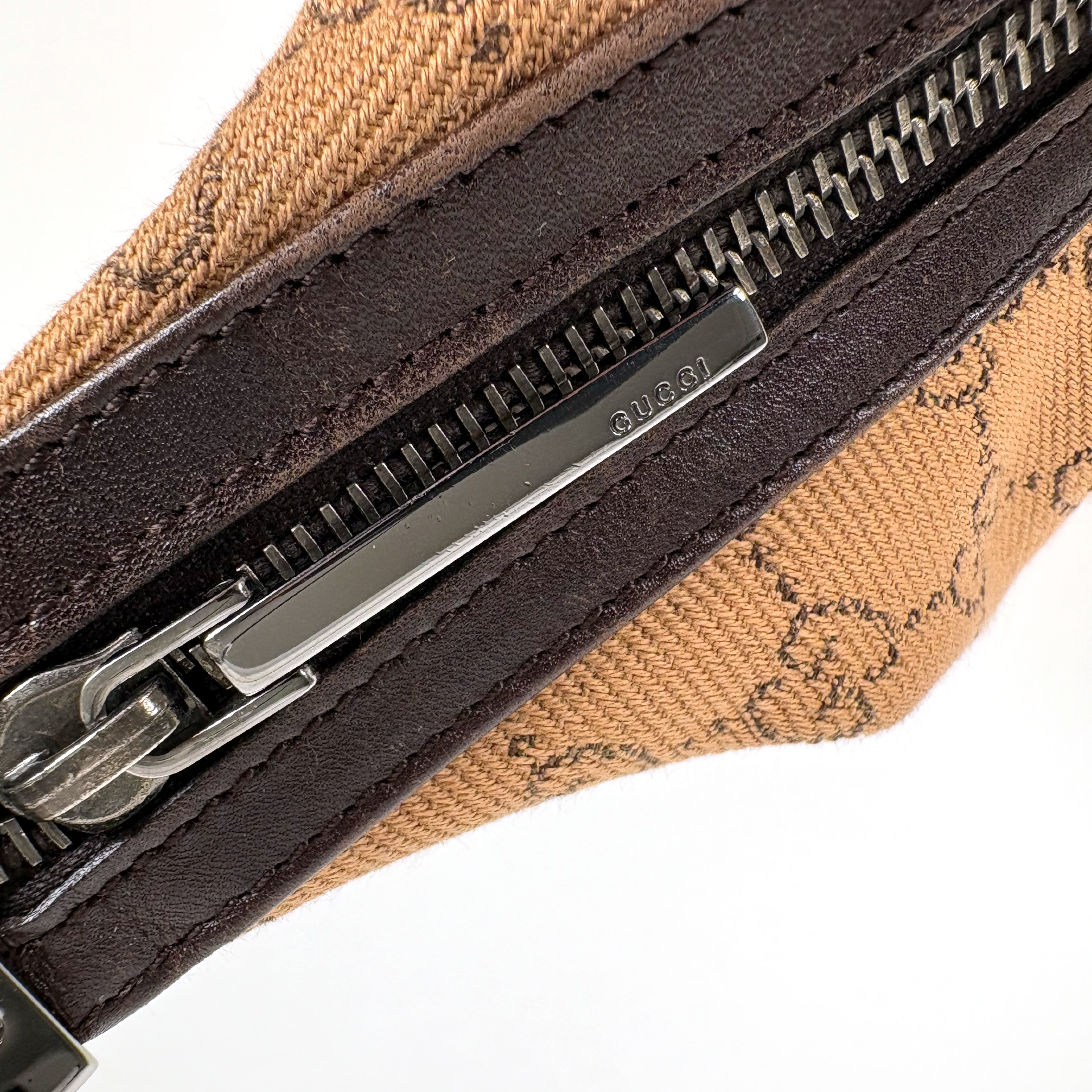 Gucci GG Jacquard Clasp Hobo Beige