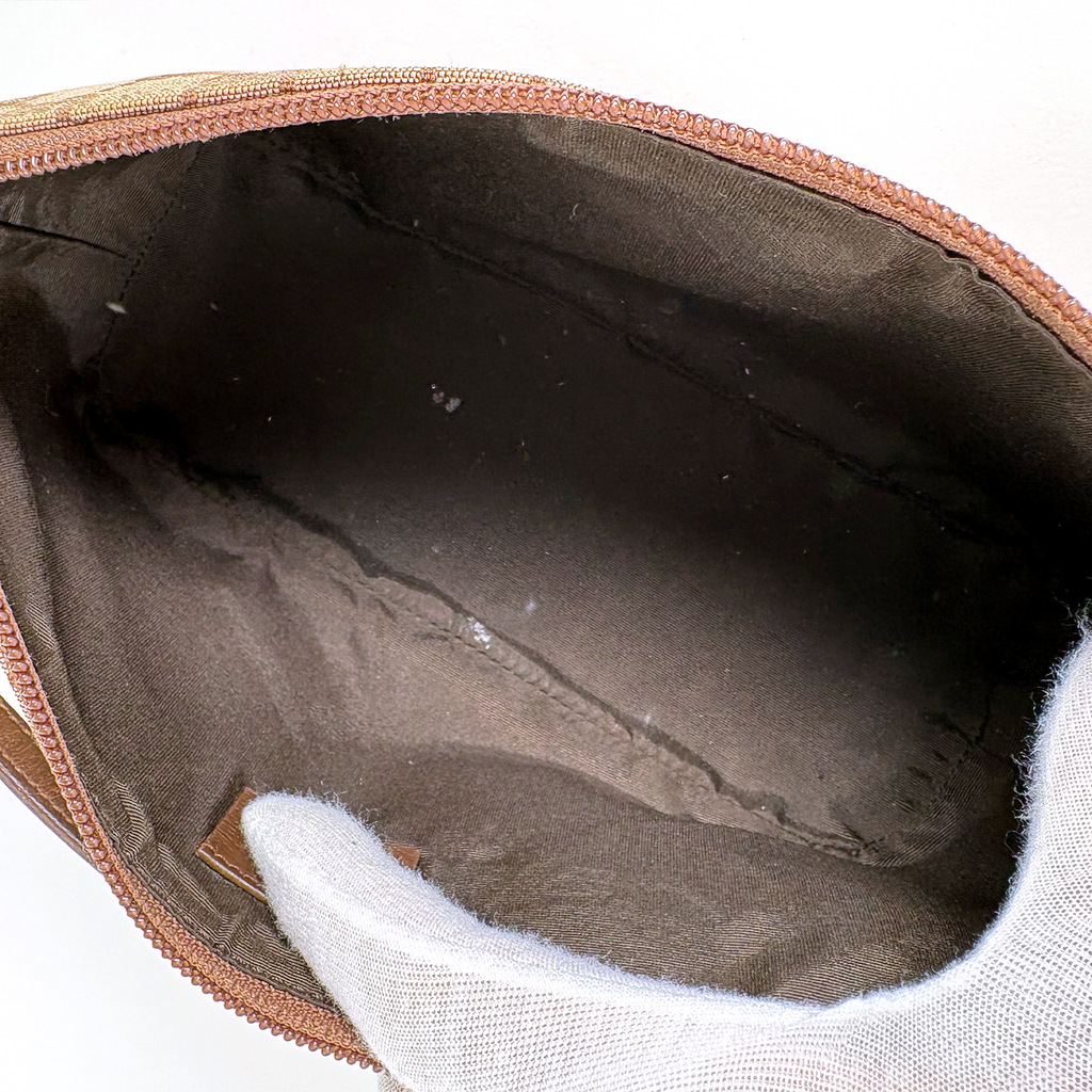Gucci GG Supreme Boat Bag Brown