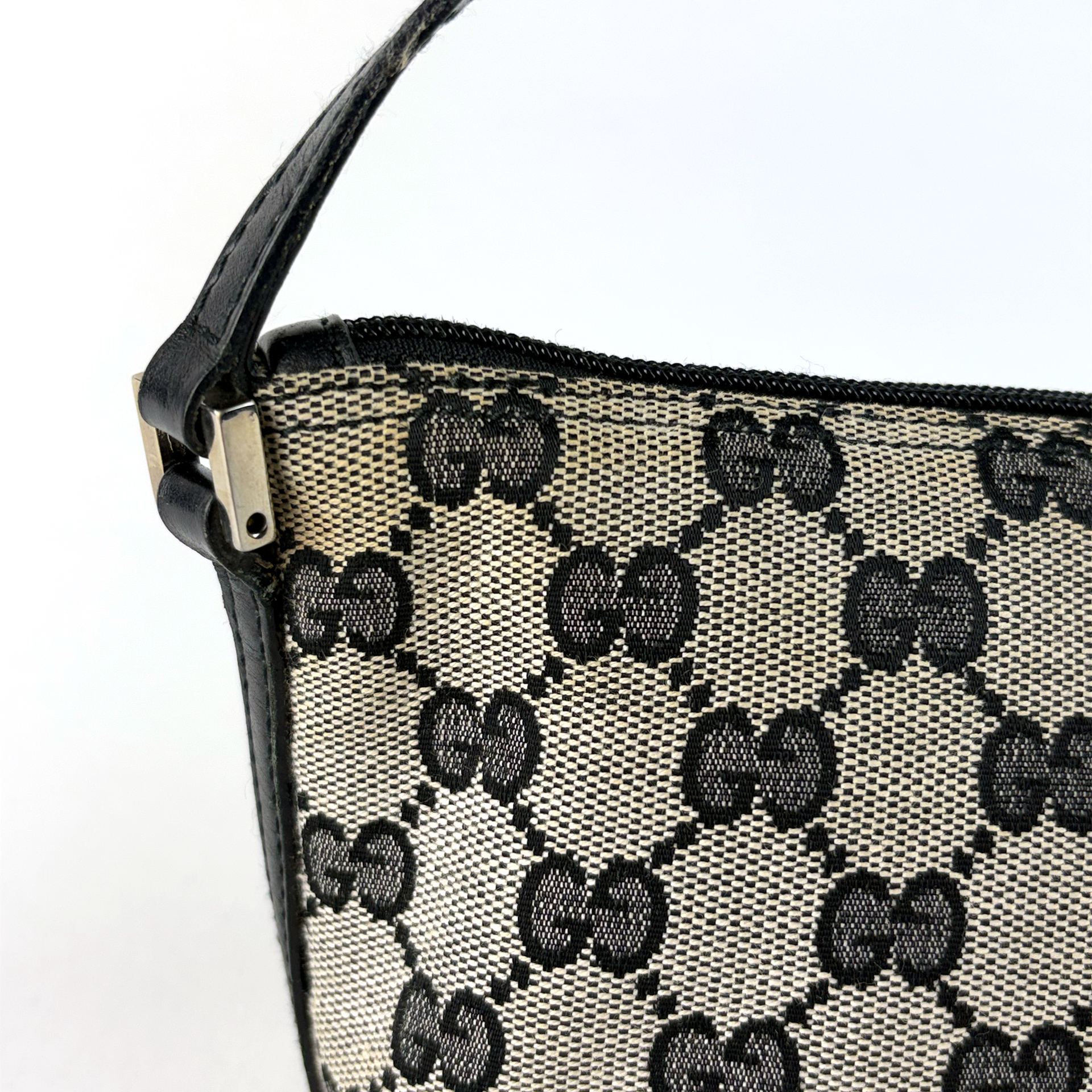 Gucci Boat Bag Beige Black