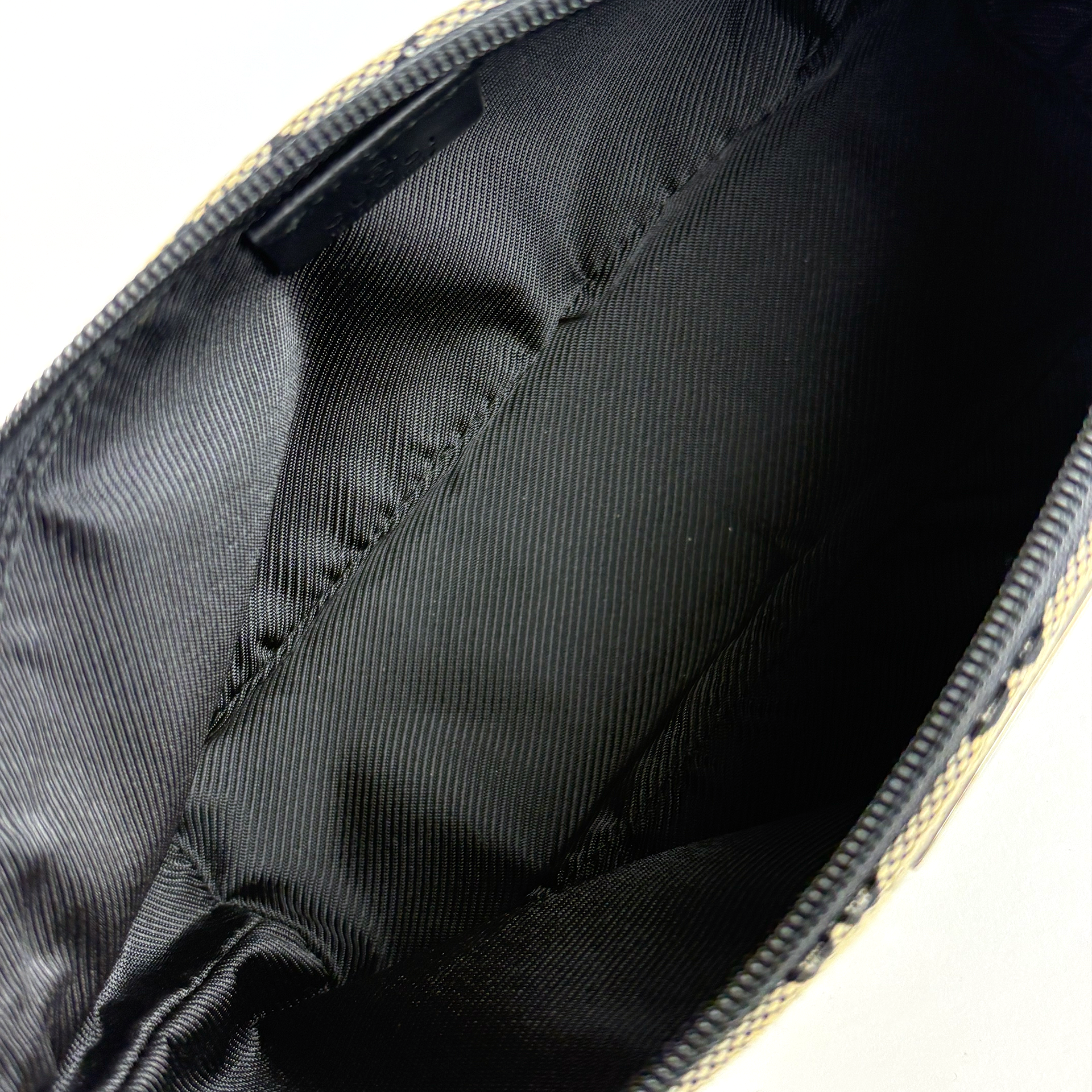 Gucci Boat Bag Beige Black