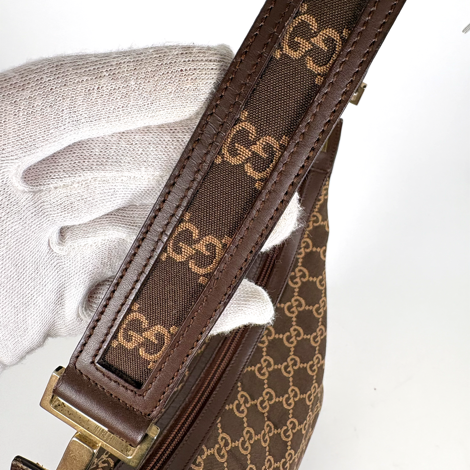 Gucci GG Clasp Camel Brown