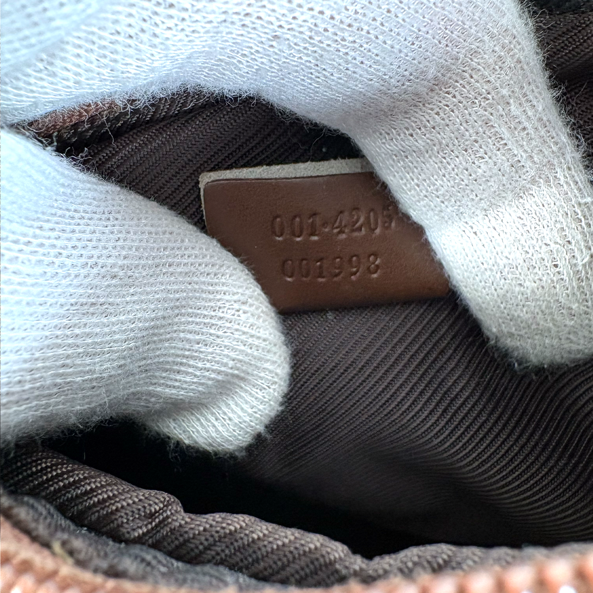 Gucci GG Canvas Shoulder bag Brown