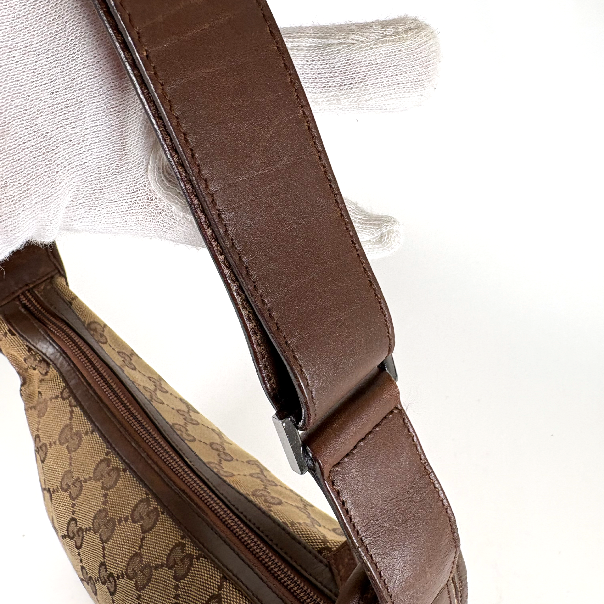 Gucci GG Canvas Shoulder bag Brown