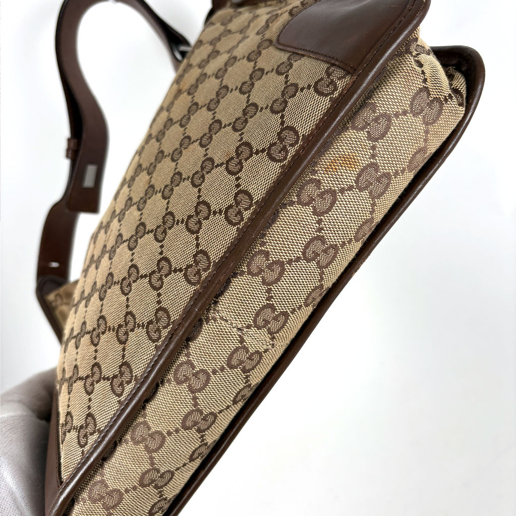 Gucci GG Canvas Shoulder bag Brown