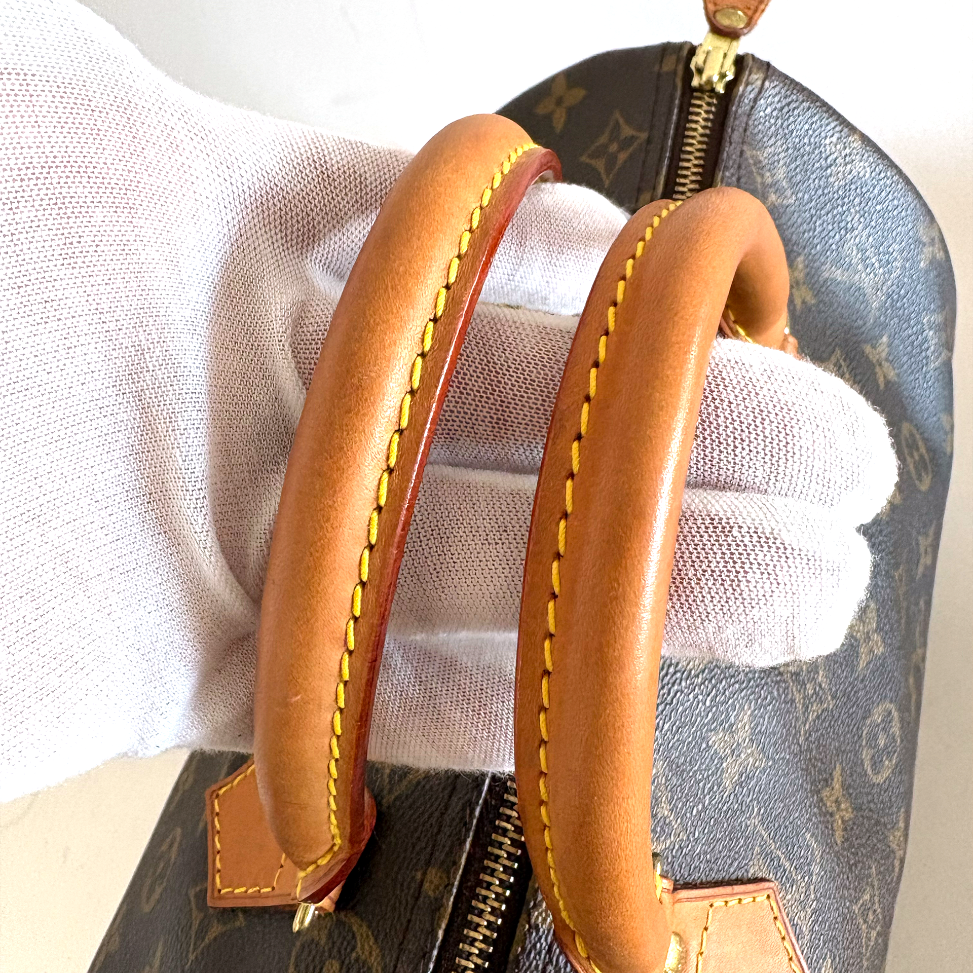 Louis Vuitton Speedy 30