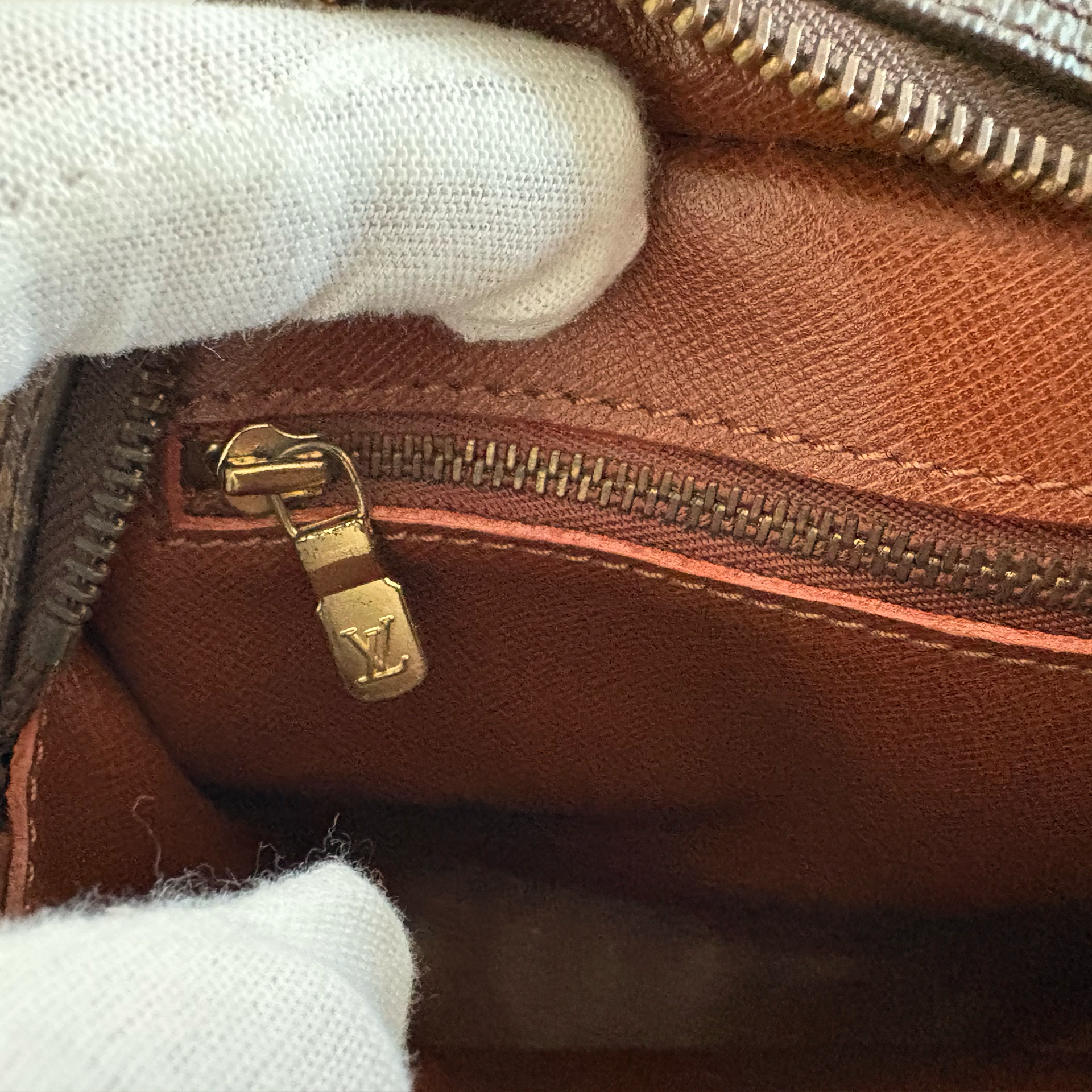 Louis Vuitton Jeune Fille MM