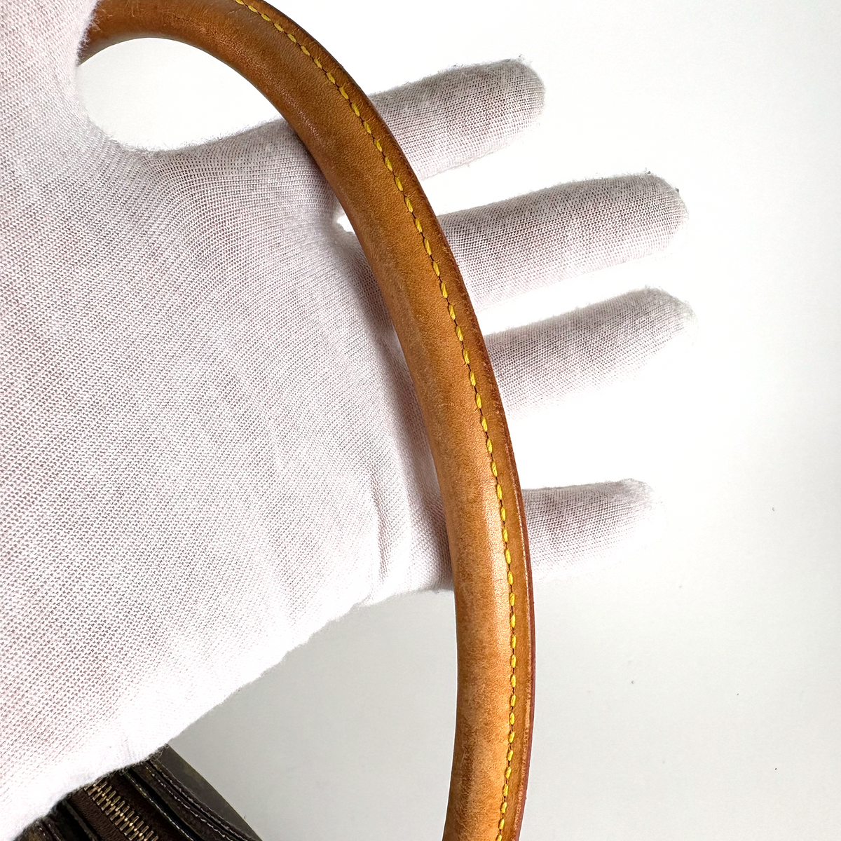 Louis Vuitton Looping MM