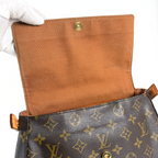 Louis Vuitton Mini Looping