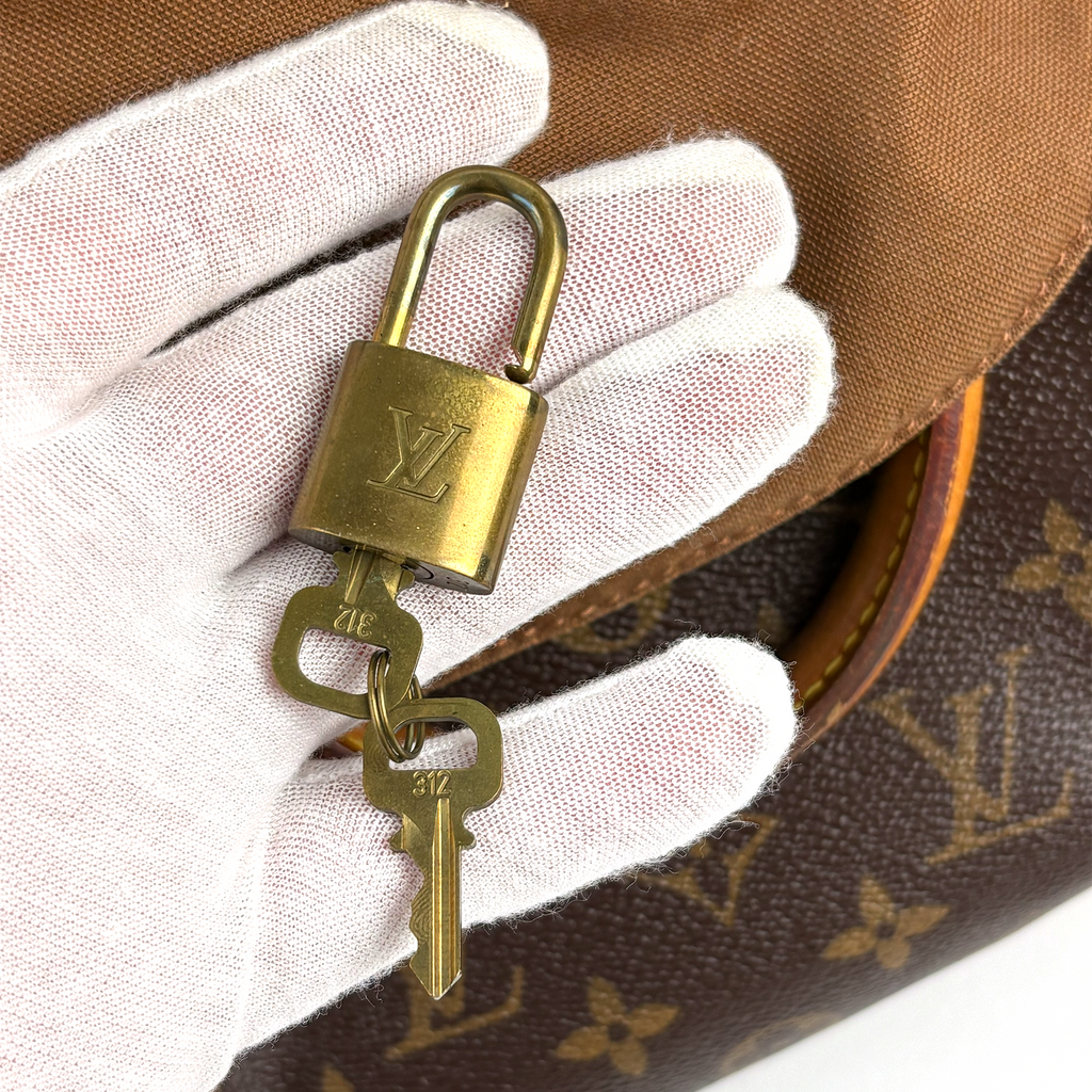 Louis Vuitton Monogram Speedy 30