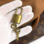 Louis Vuitton Monogram Speedy 30