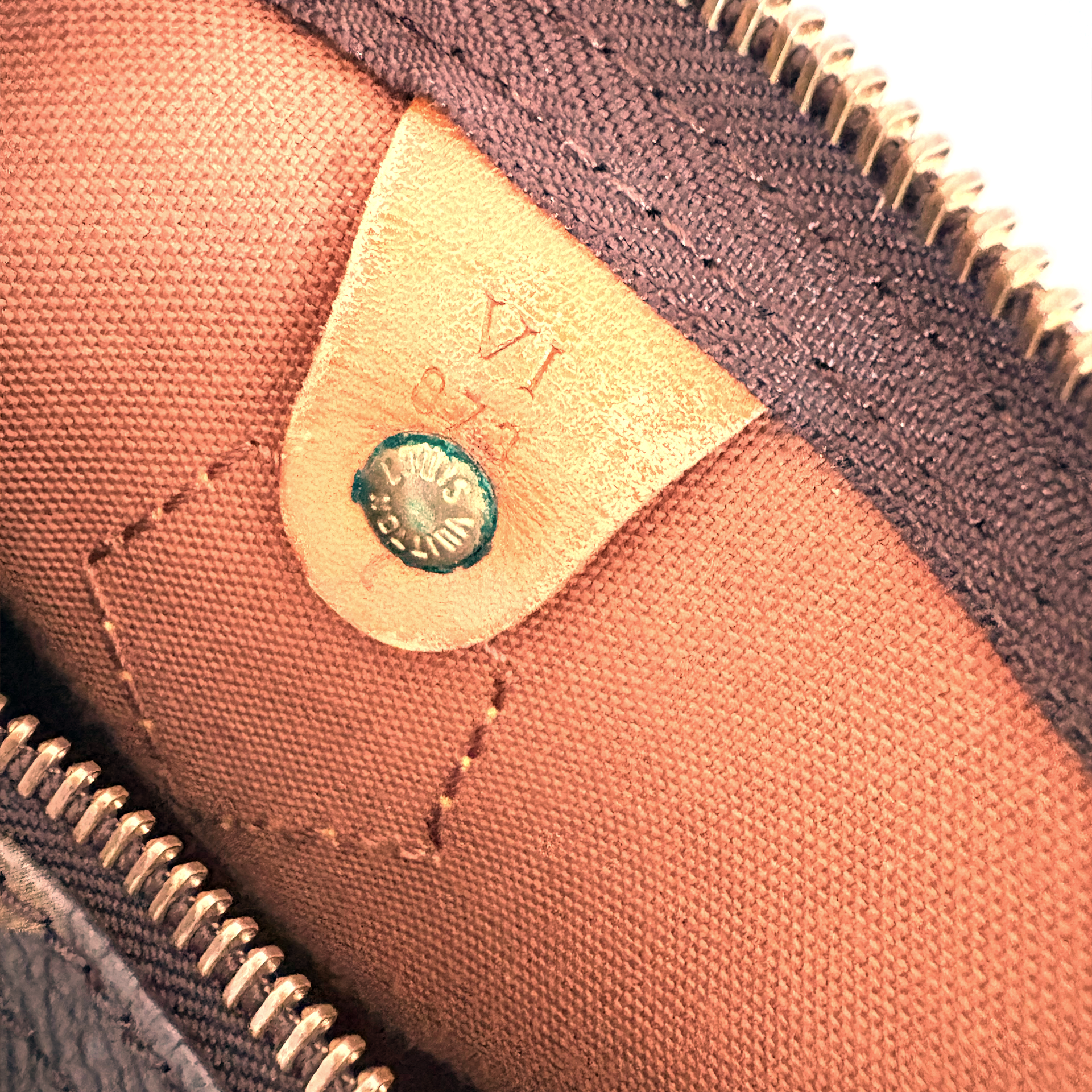 Louis Vuitton Speedy 30