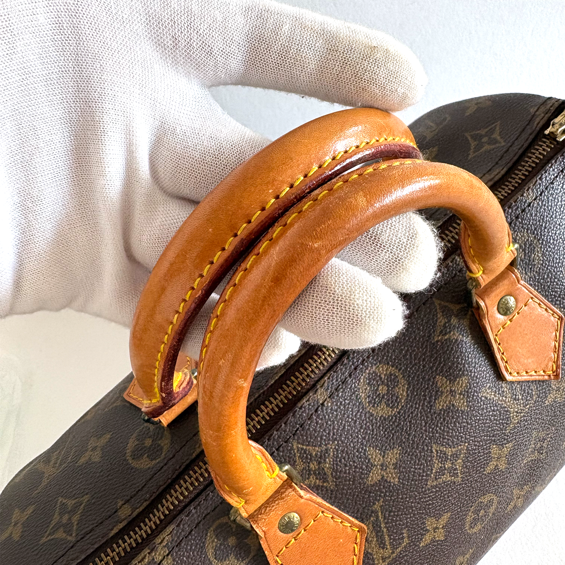 Louis Vuitton Speedy 30