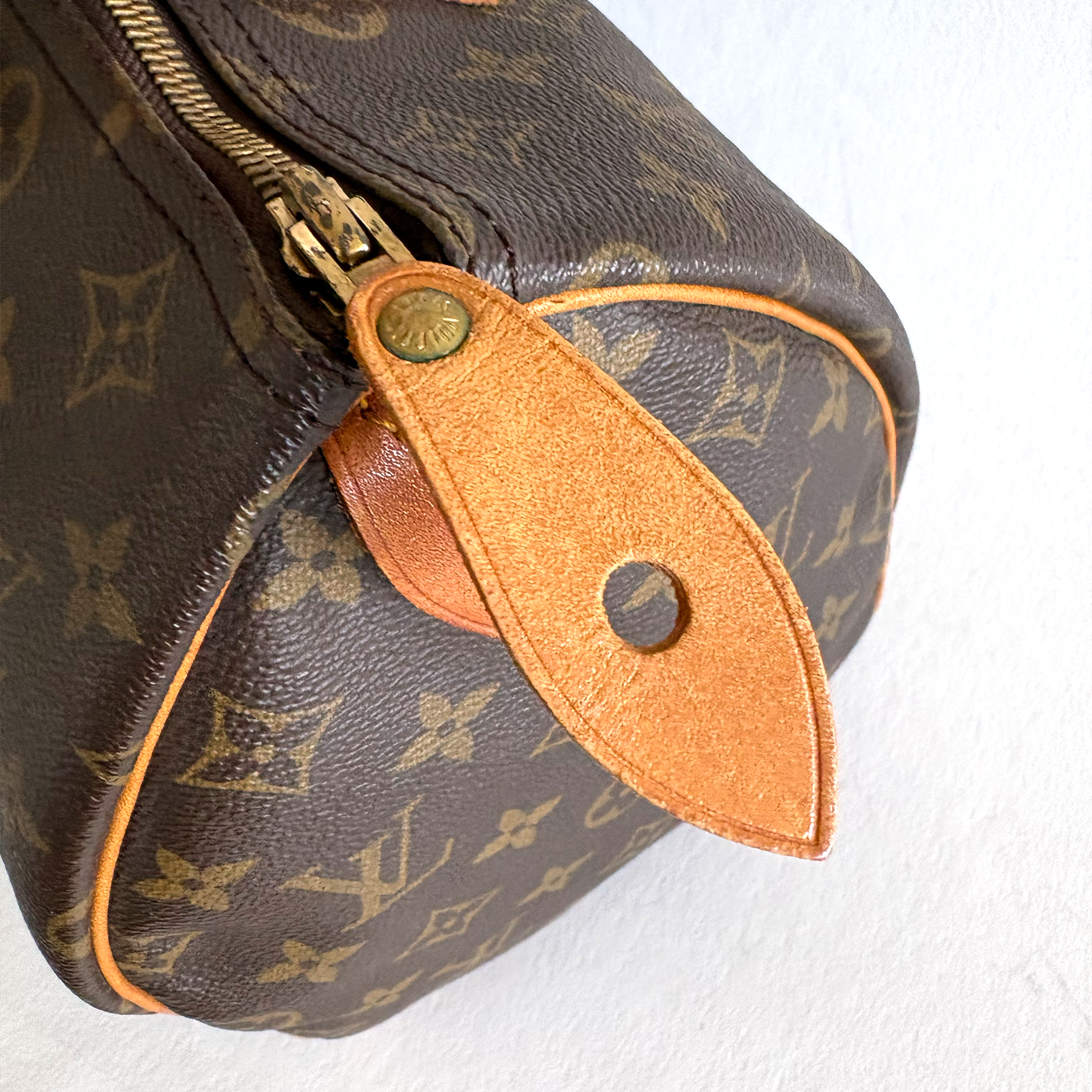 Louis Vuitton Speedy 30