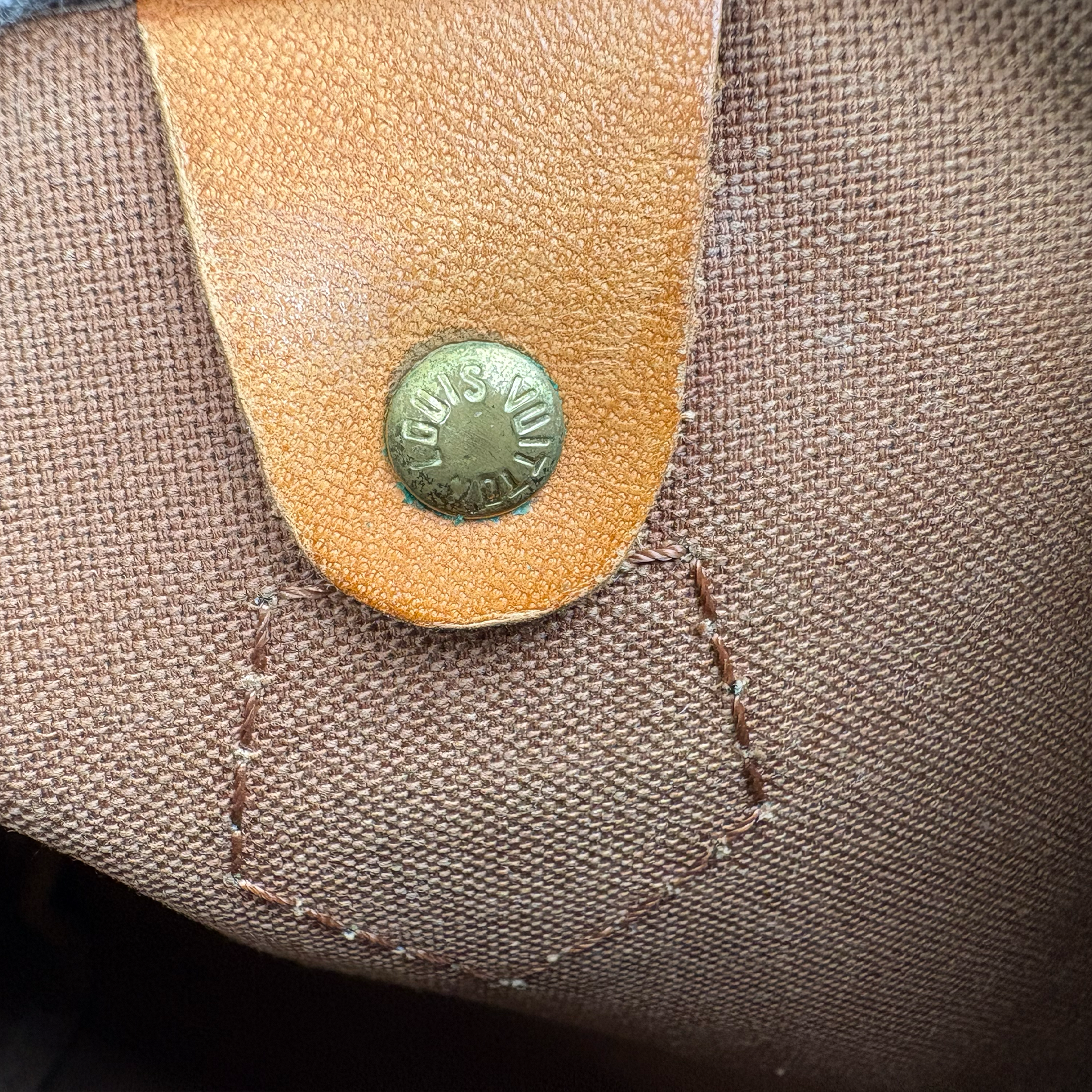 Louis Vuitton Speedy 30