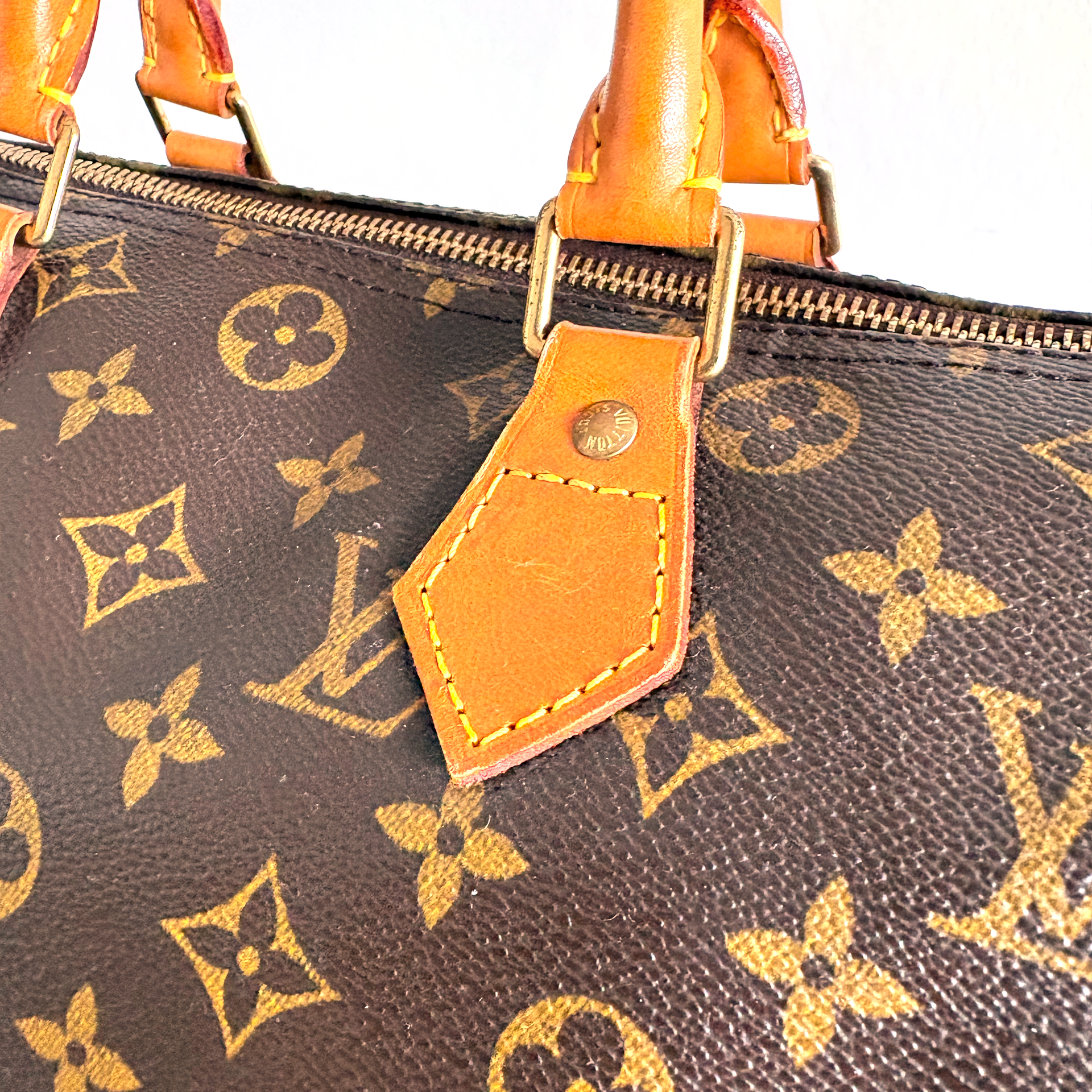 Louis Vuitton Speedy 30