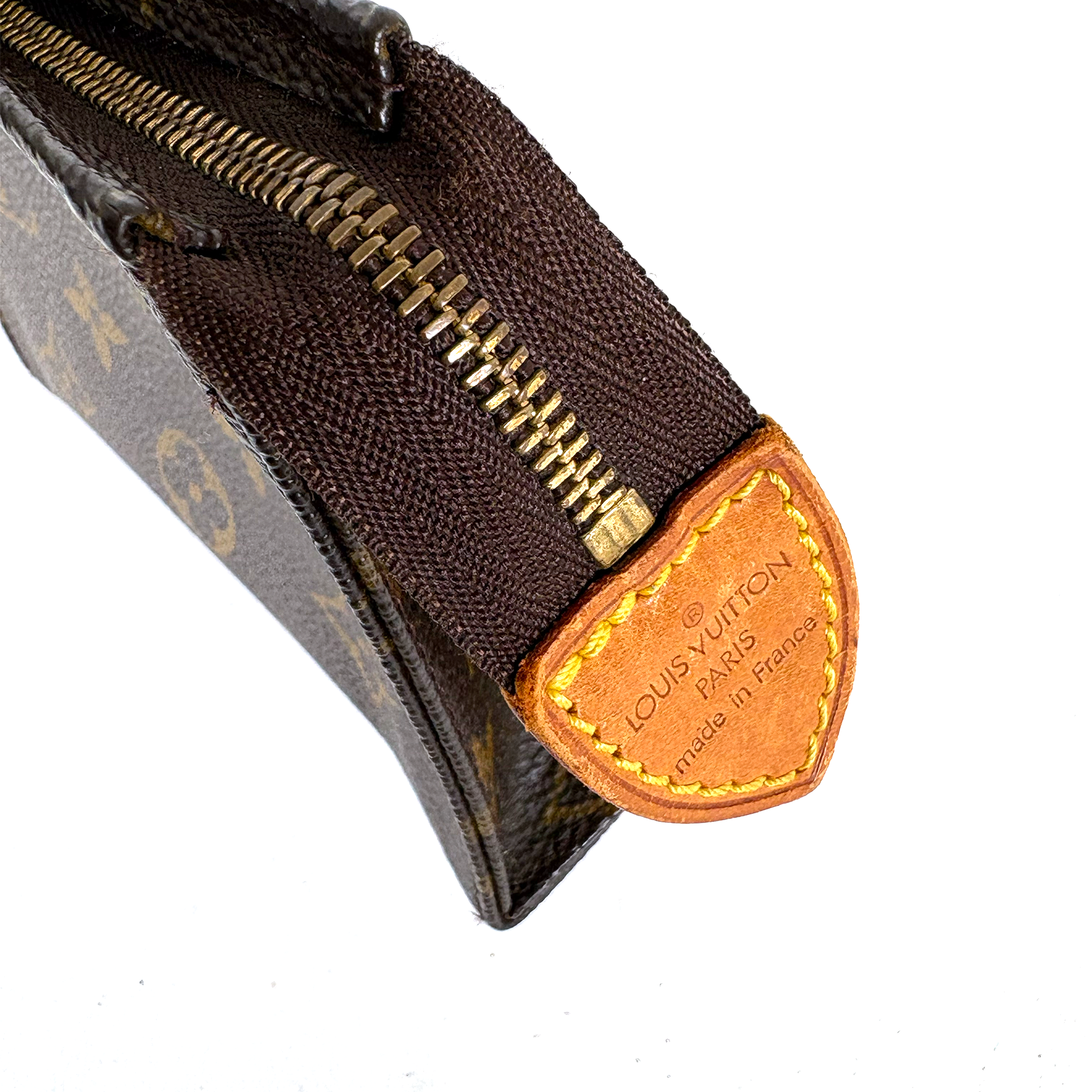 Louis Vuitton Pochette Toilette 15