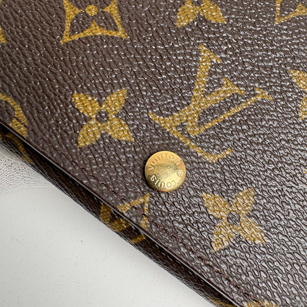 Louis Vuitton Monogram Sarah Wallet