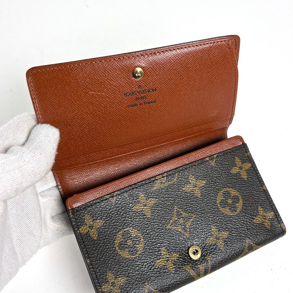 Louis Vuitton Monogram Sarah Wallet